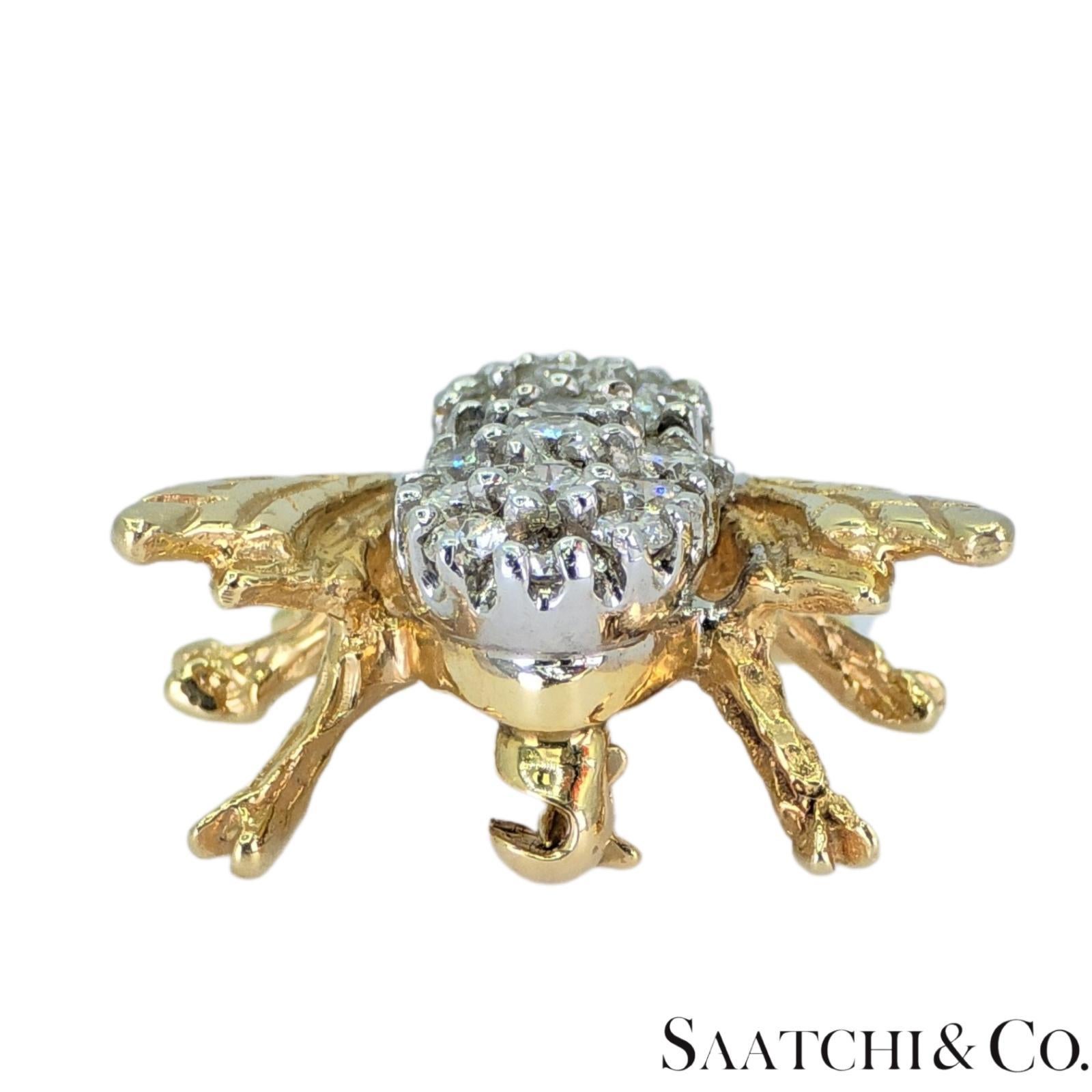 14k 585 Yellow Gold Natural Diamond Bee Shape Brooch/Pin In New Condition For Sale In New York, NY
