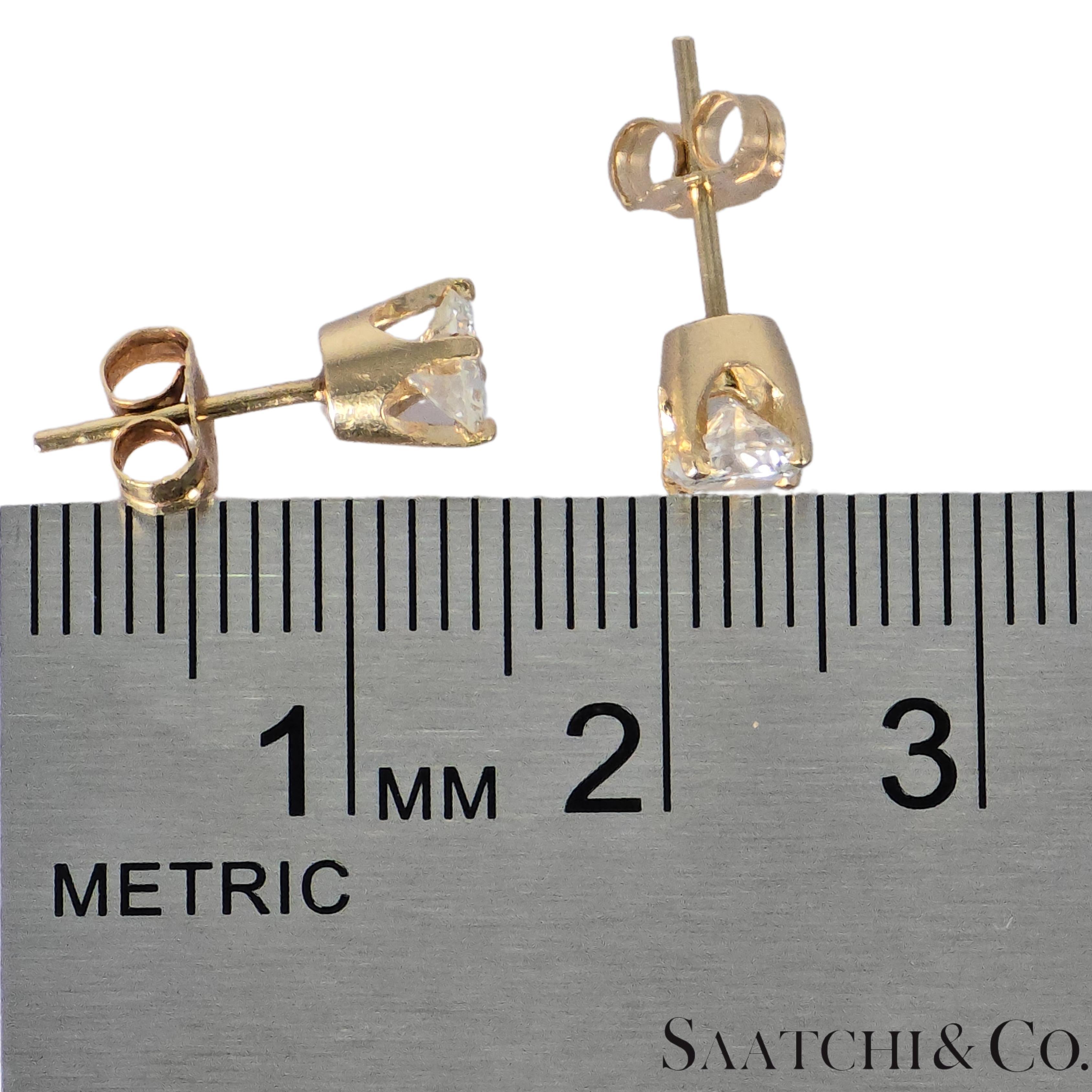 14k 585 Gelbgold Natürlicher Diamant Vintage Ohrstecker im Angebot 4