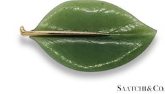 14K 585 Yellow Gold Natural Jade Stone Leaf Shape: Brooch/Pin