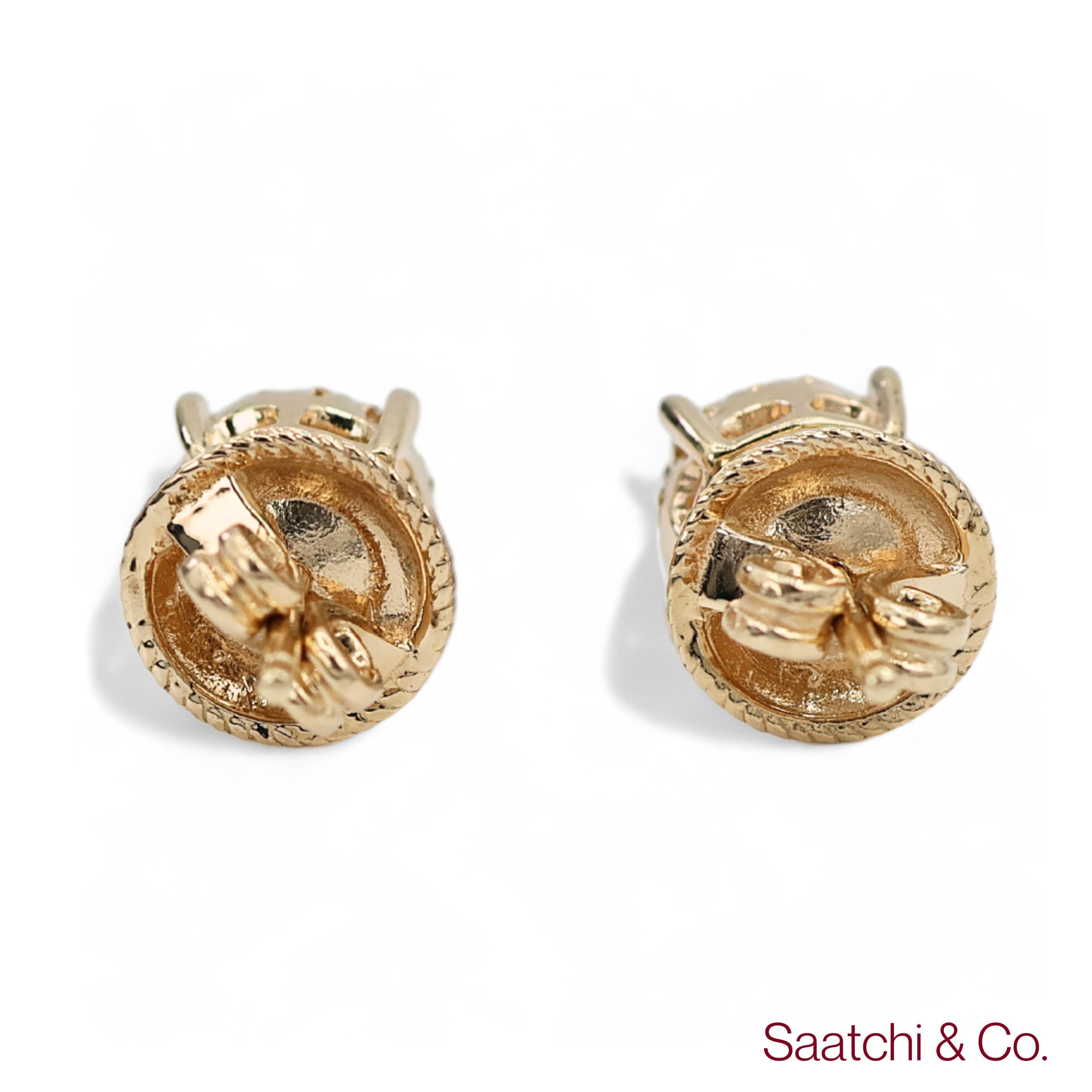 14k 585 Yellow Gold Round Cut Natural Diamond Cluster Stud Earrings For Sale 1