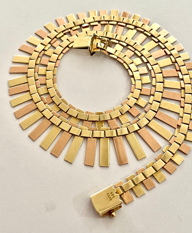 14k. (585/-) Yellow/Red Gold Bar Necklace, Vintage Germany Ca 1965 For Sale 1