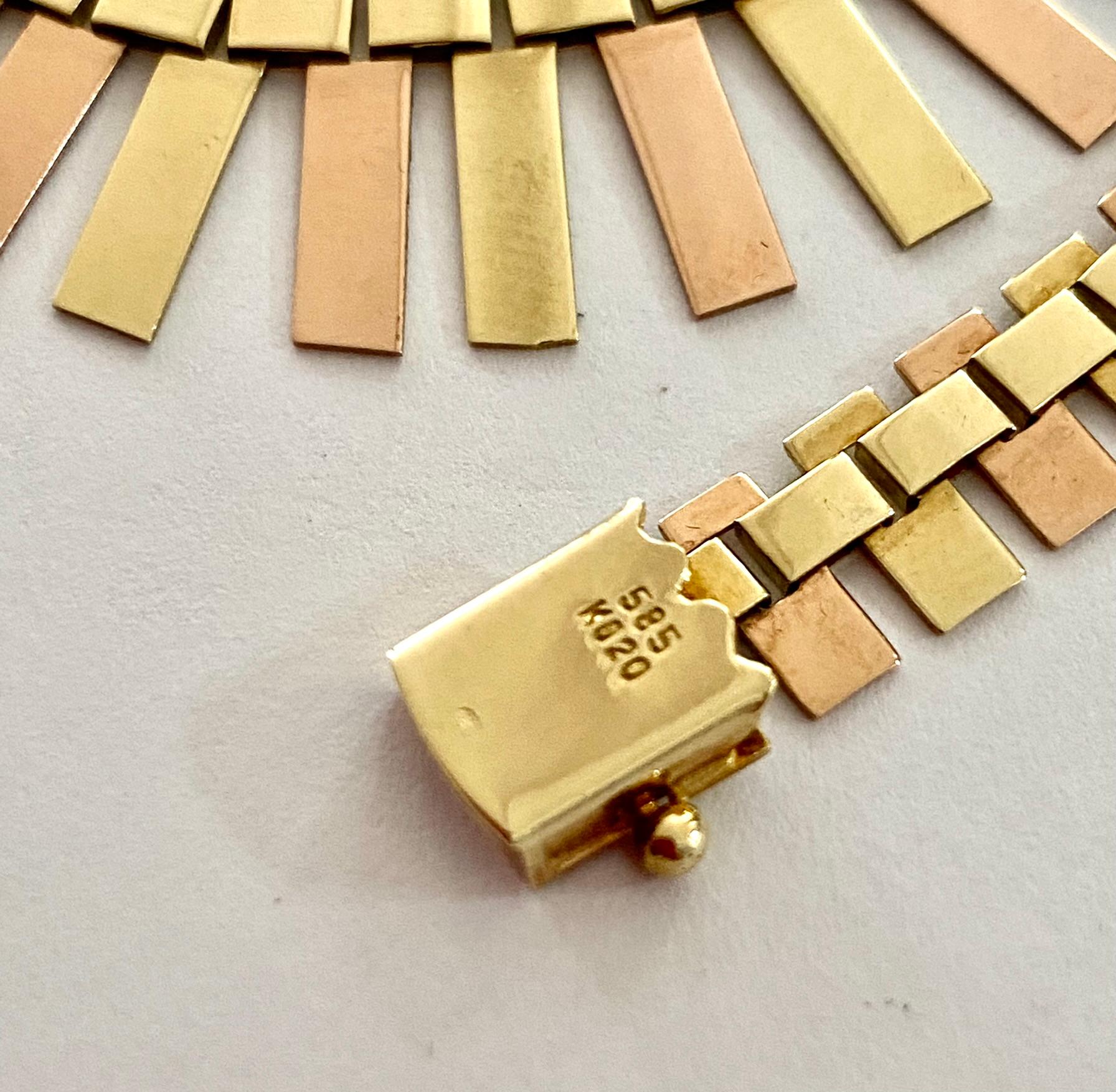 14k. (585/-) Yellow/Red Gold Bar Necklace, Vintage Germany Ca 1965 In Good Condition In Heerlen, NL