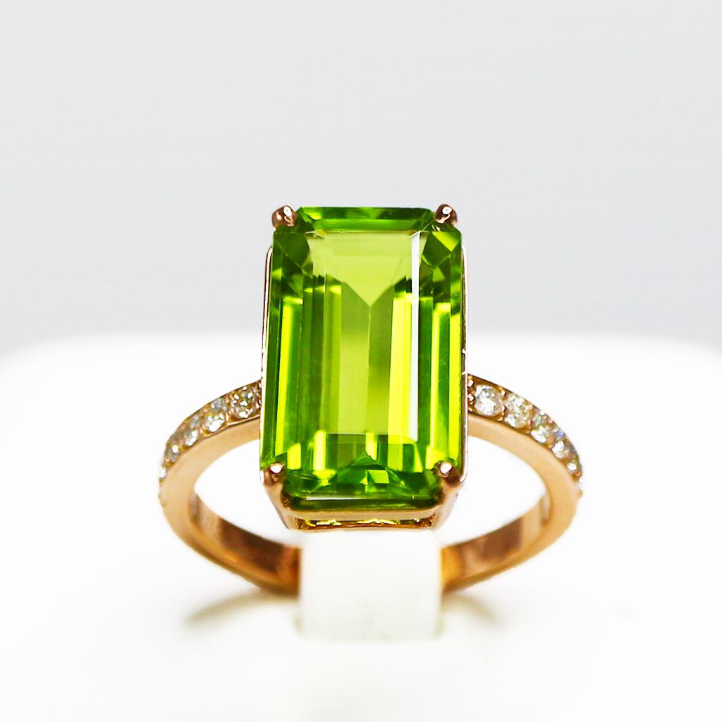 peridot emerald cut ring