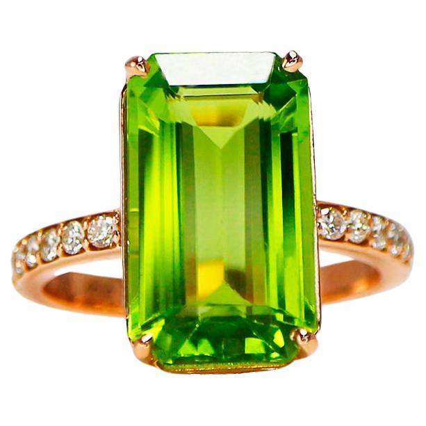 IGI 14k 7.30 Carat Top Peridot&Diamond Antique Art Deco Style Engagement Ring For Sale
