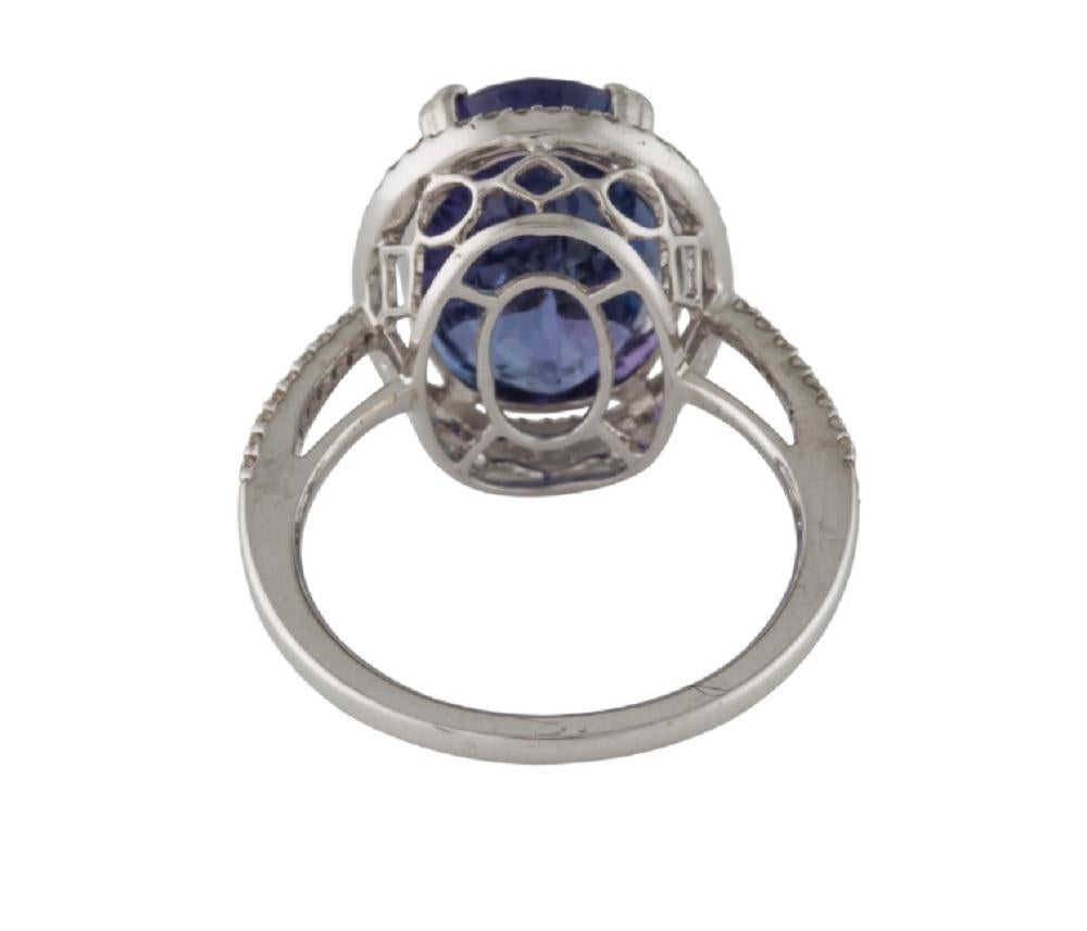 14k 8.17ct Tanzanite & 0.23 Diamond Cocktail Ring In New Condition For Sale In New York, NY