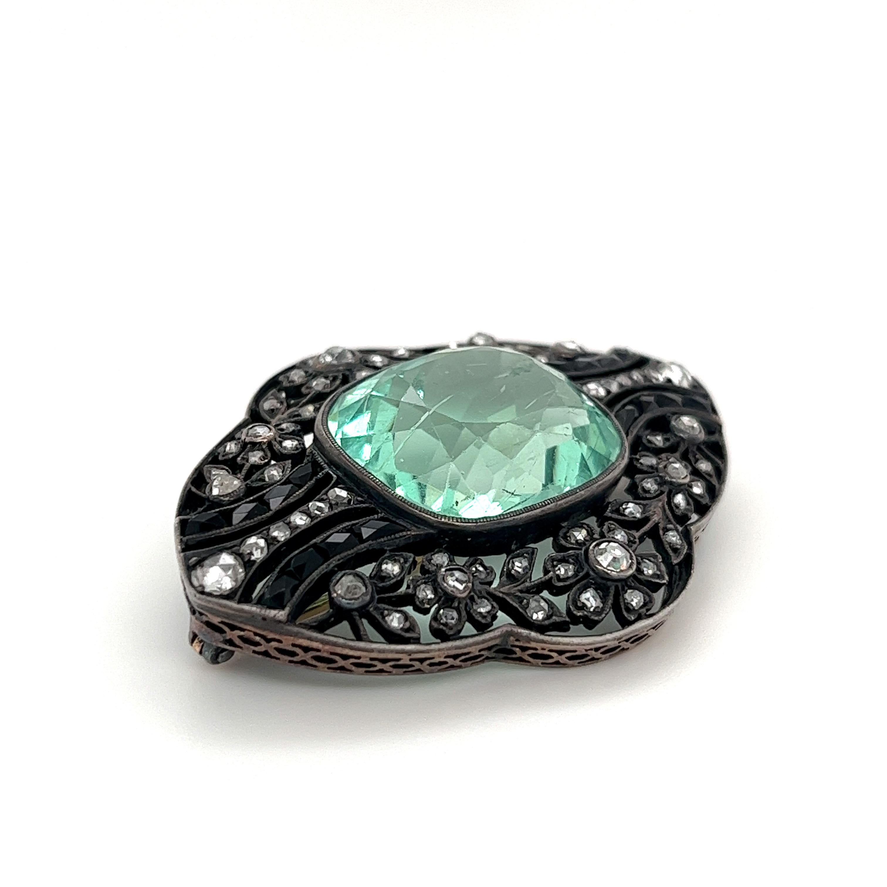 Art nouveau Broche russe ancienne 14 carats en béryl non chauffé, onyx et diamants taille vieille mine en vente