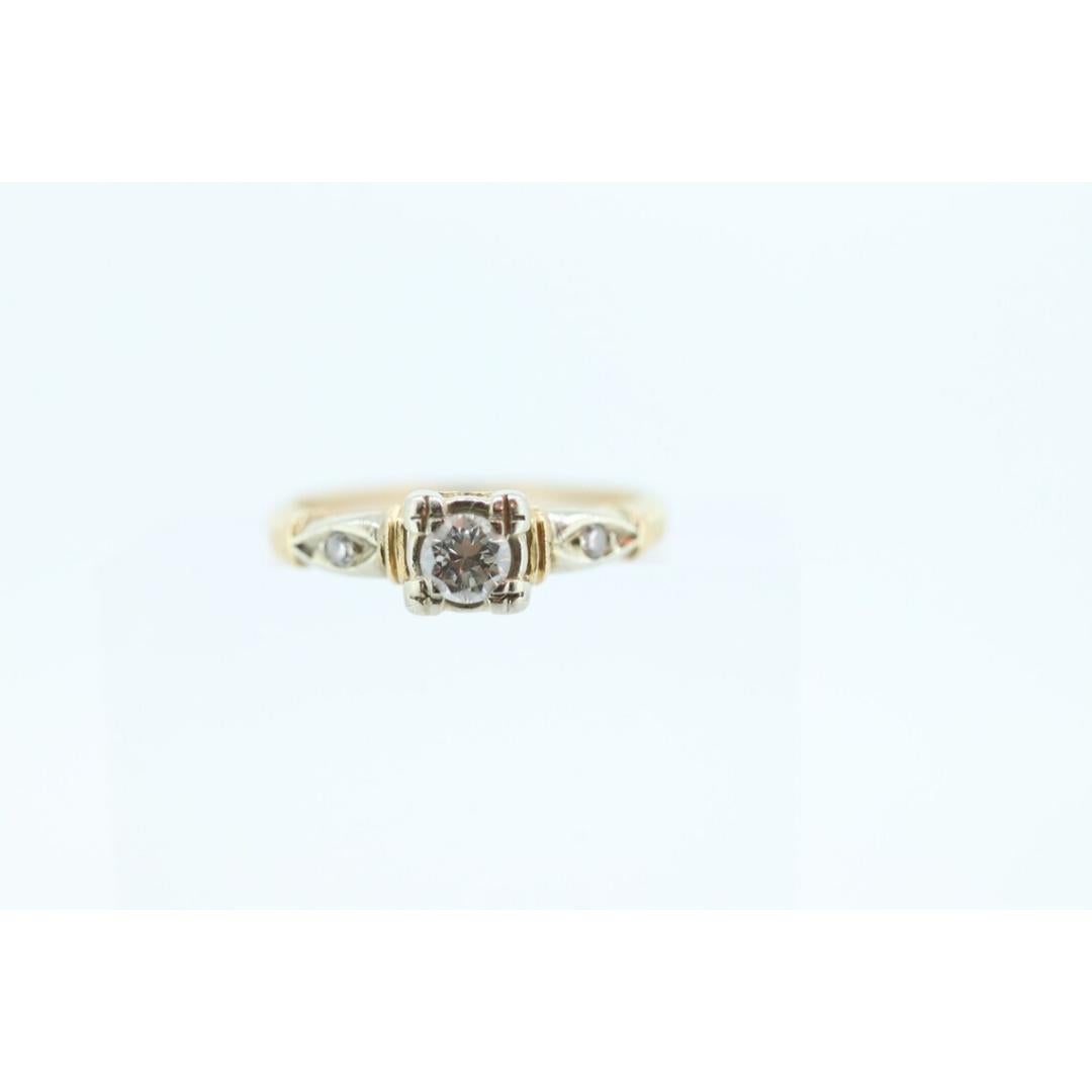 Round Cut 14k Art Deco Diamond ring. 14k White Yellow Gold Square cathedral Ring. For Sale