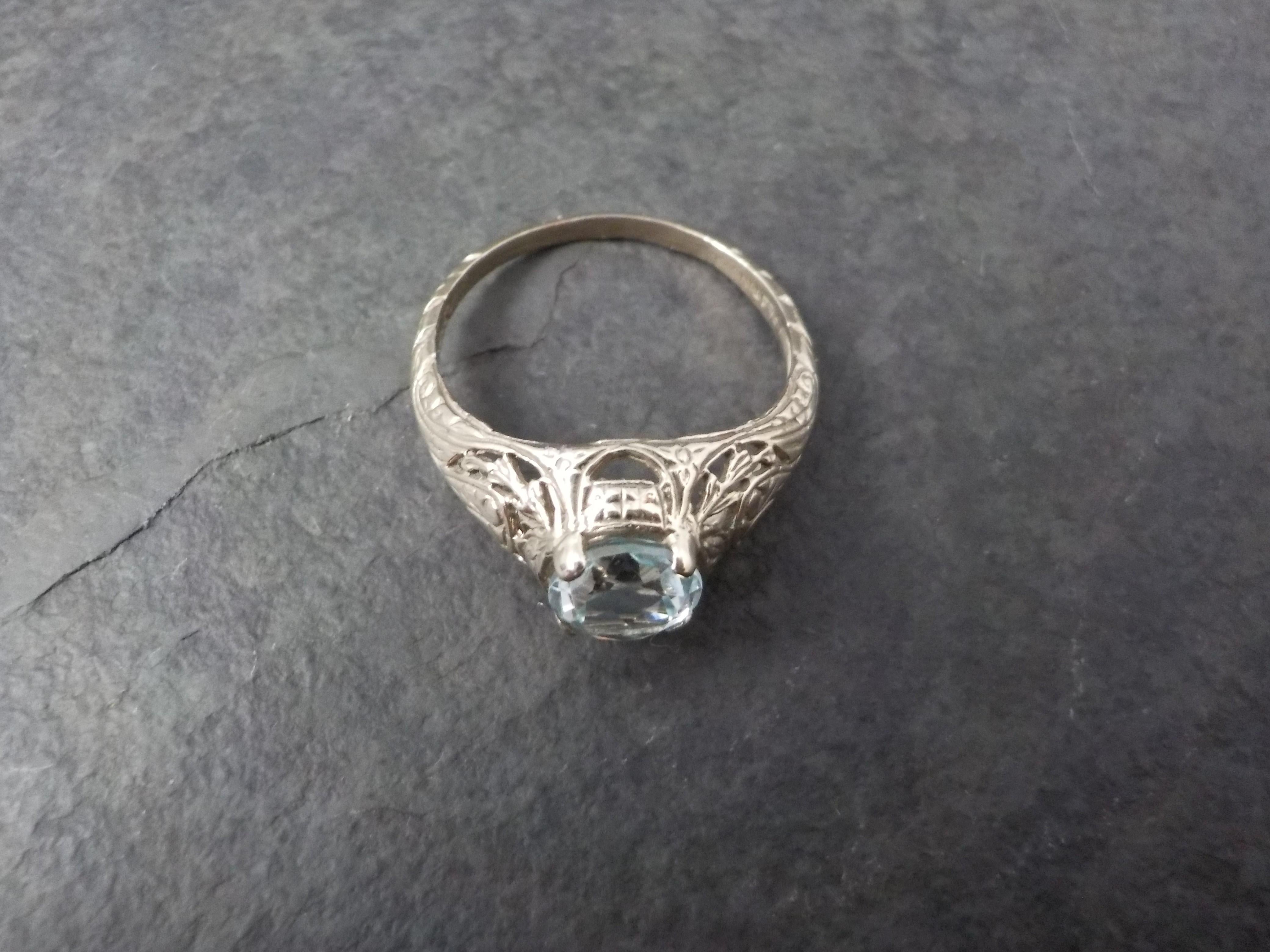 14K Art Deco Filigree Blue Topaz Ring Size 5 For Sale 1