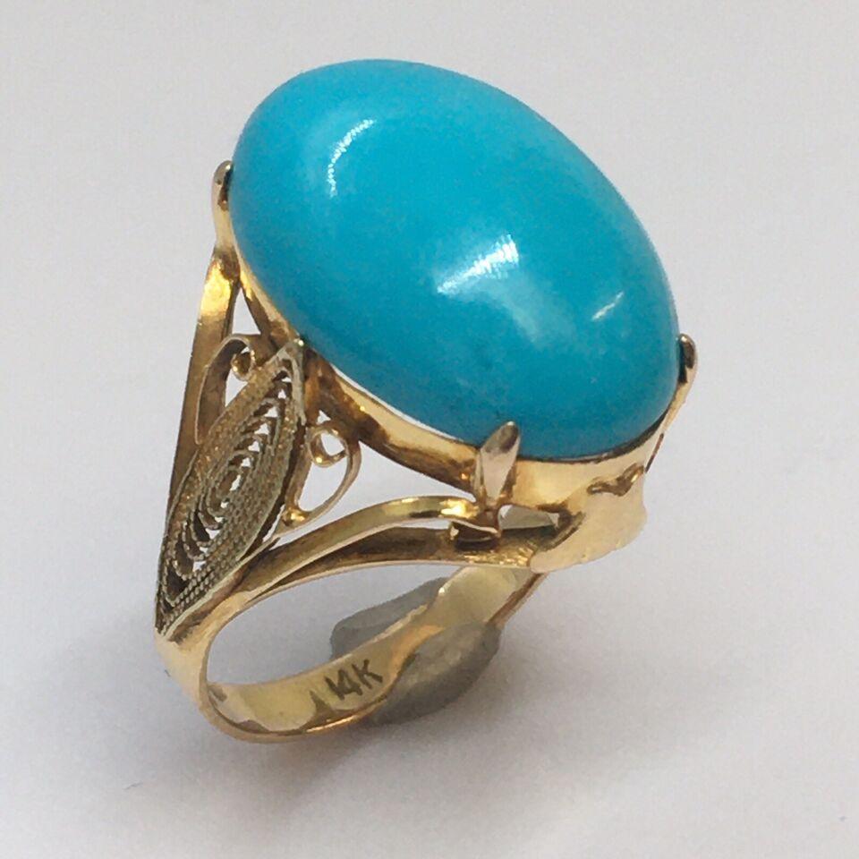 Cabochon 14K Art Deco Yellow Gold 1930s Filigree Ring Arizona Sleeping beauty Turquoise For Sale