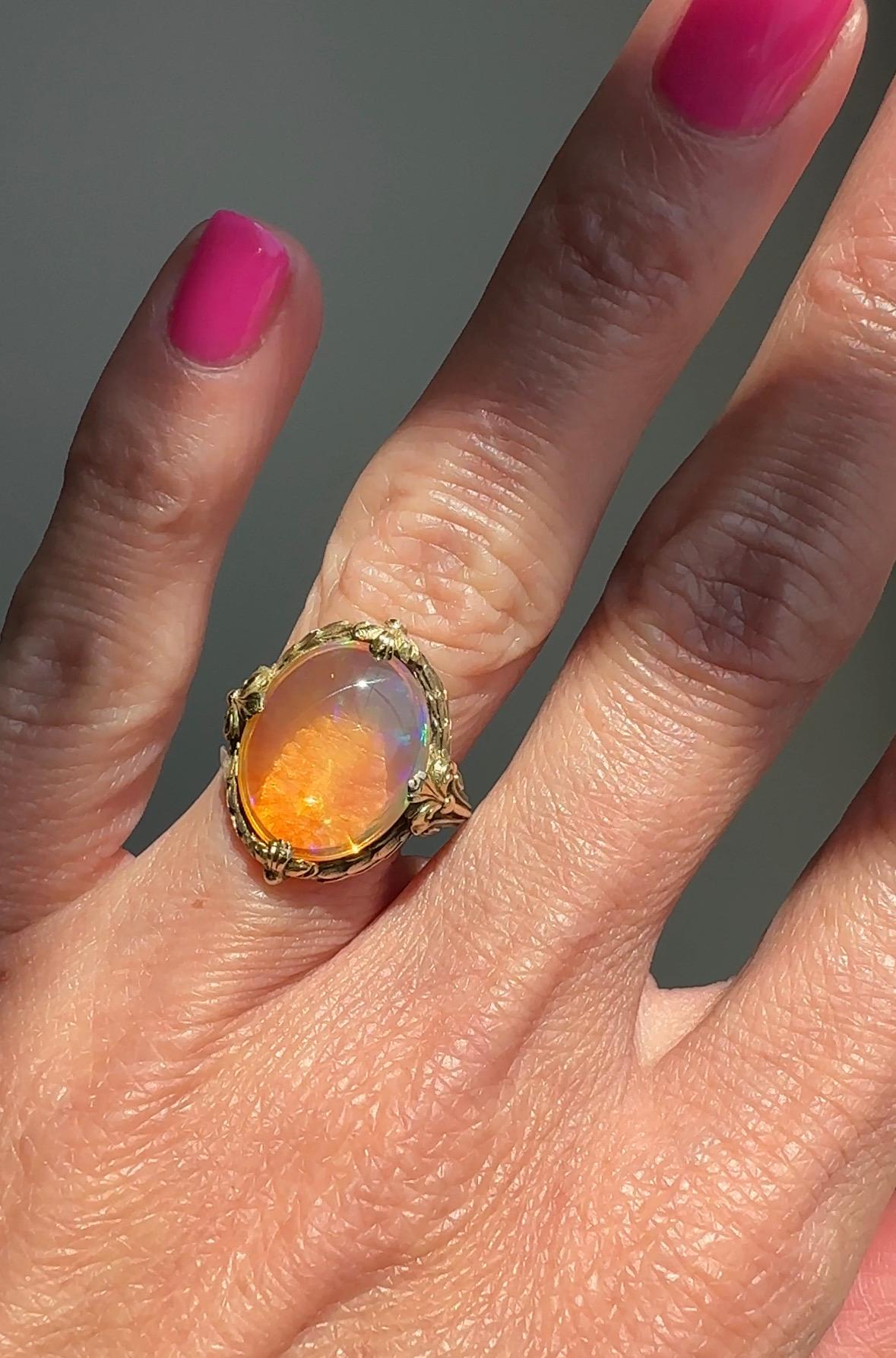 14k Art Nouveau Opal Ring with Fleur-de-lis In Good Condition For Sale In Hummelstown, PA