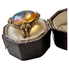 14k Art Nouveau Opal Ring with Fleur-de-lis
