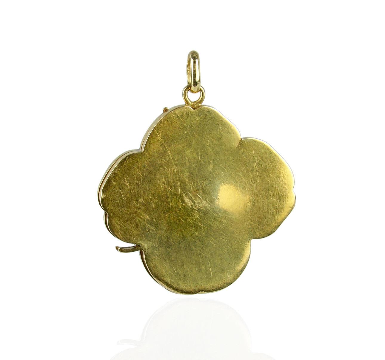 14K Art Nouveau Shamrock-Medaillon im Jugendstil mit Diamanten im Rosenschliff im Angebot 1
