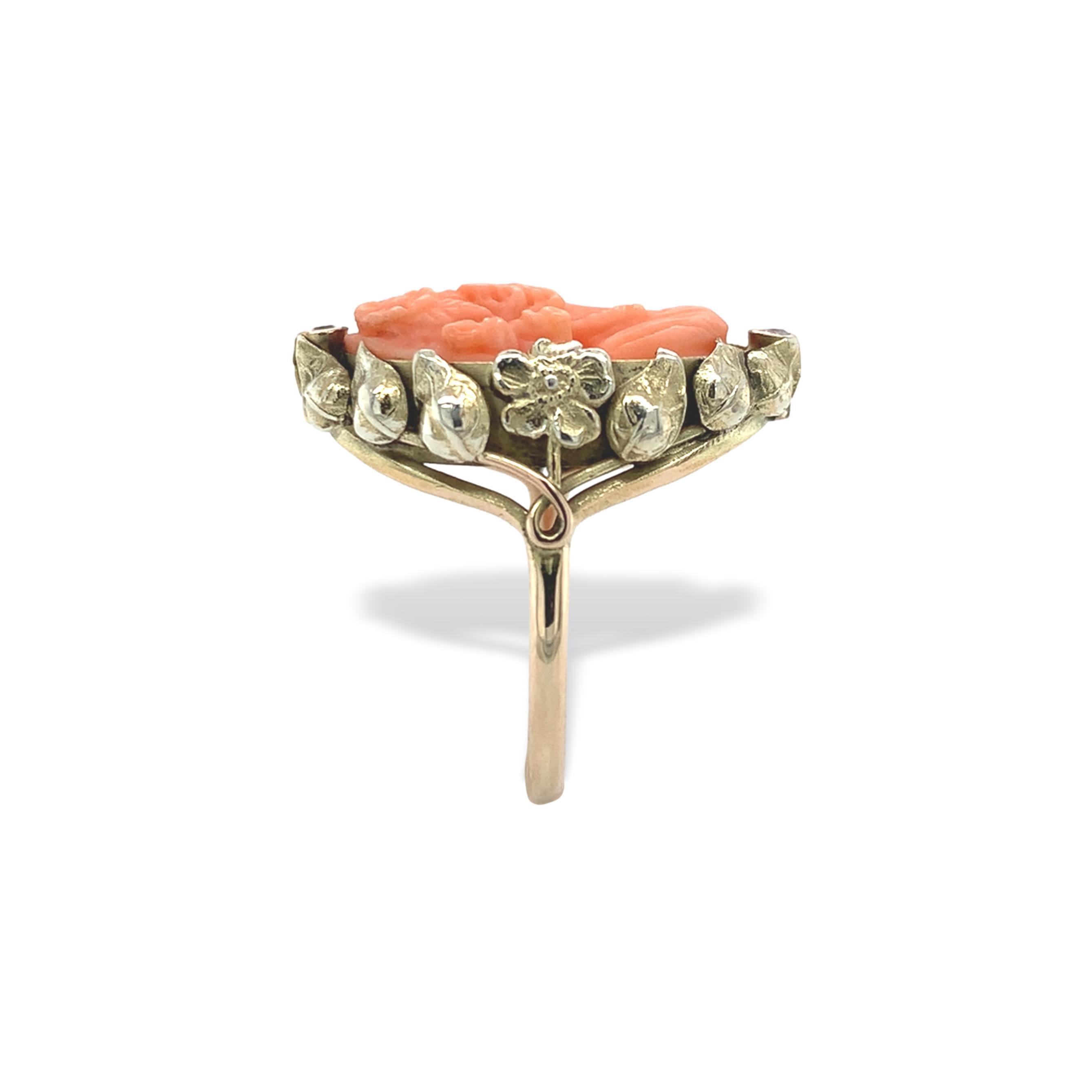 Taille mixte 14K Arts & Crafts Bague corail camée forgée à la main taille 4.5 en vente