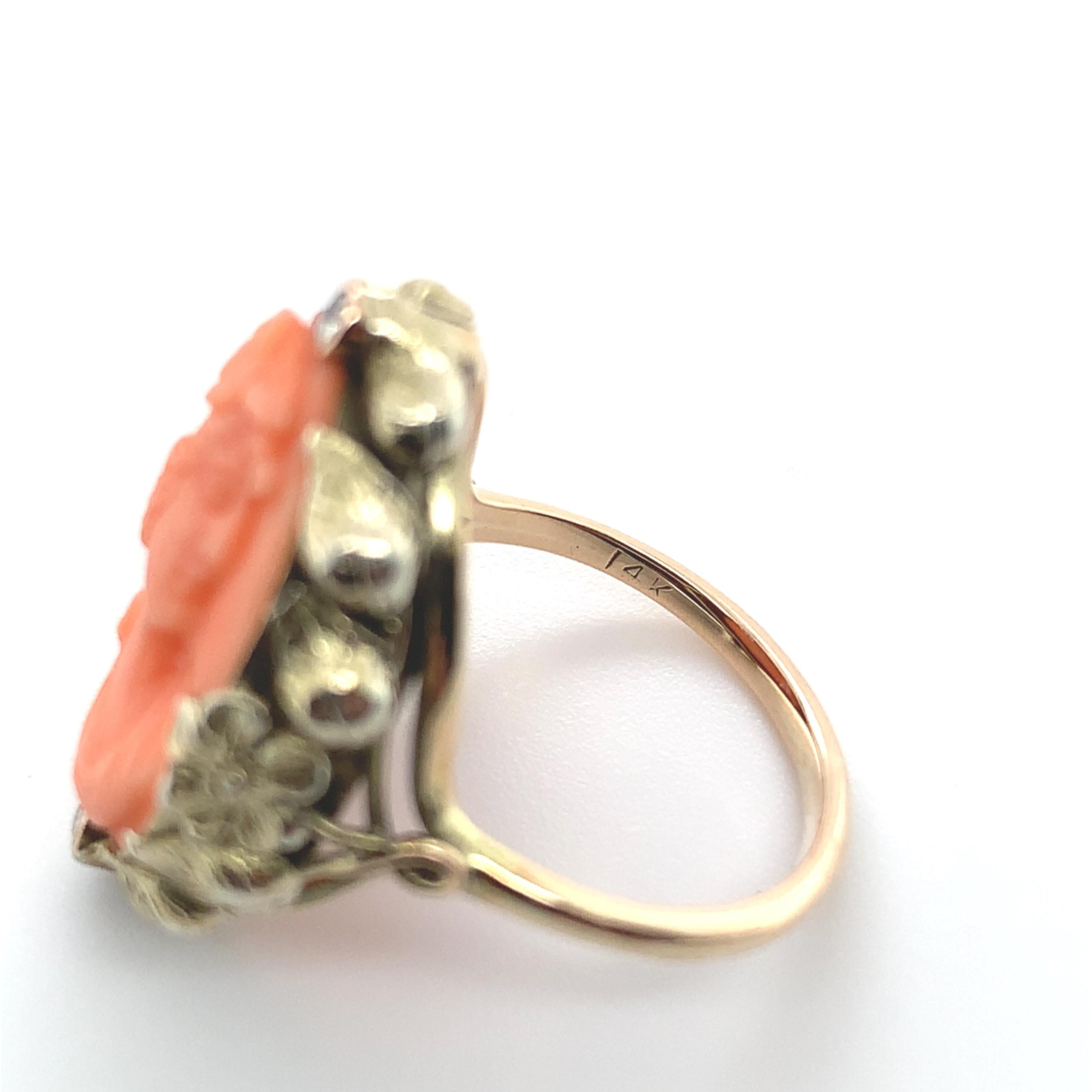 14K Arts & Crafts Bague corail camée forgée à la main taille 4.5 en vente 2