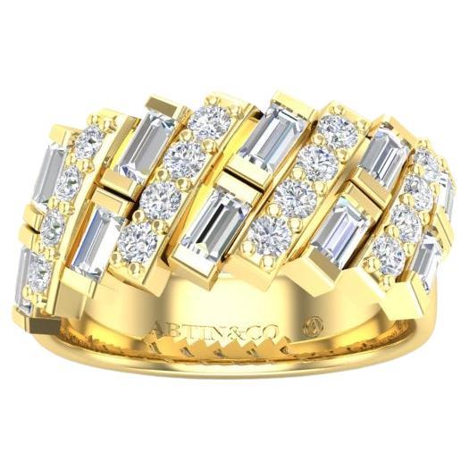 14k Yellow Gold Round & Baguette diamond ring/Wedding Band For Sale