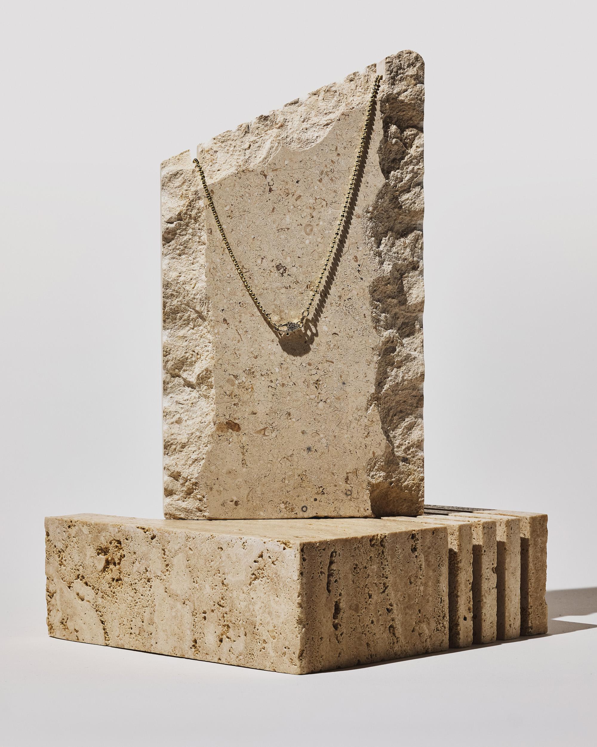Inspired by lineage jewelry and the sentimental gesture of gifting timeless jewelry, Series of Eleven celebrates connection through our signature double-sided diamond clasp that shines alongside a variety of eleven solid 14k gold chains. ‘The