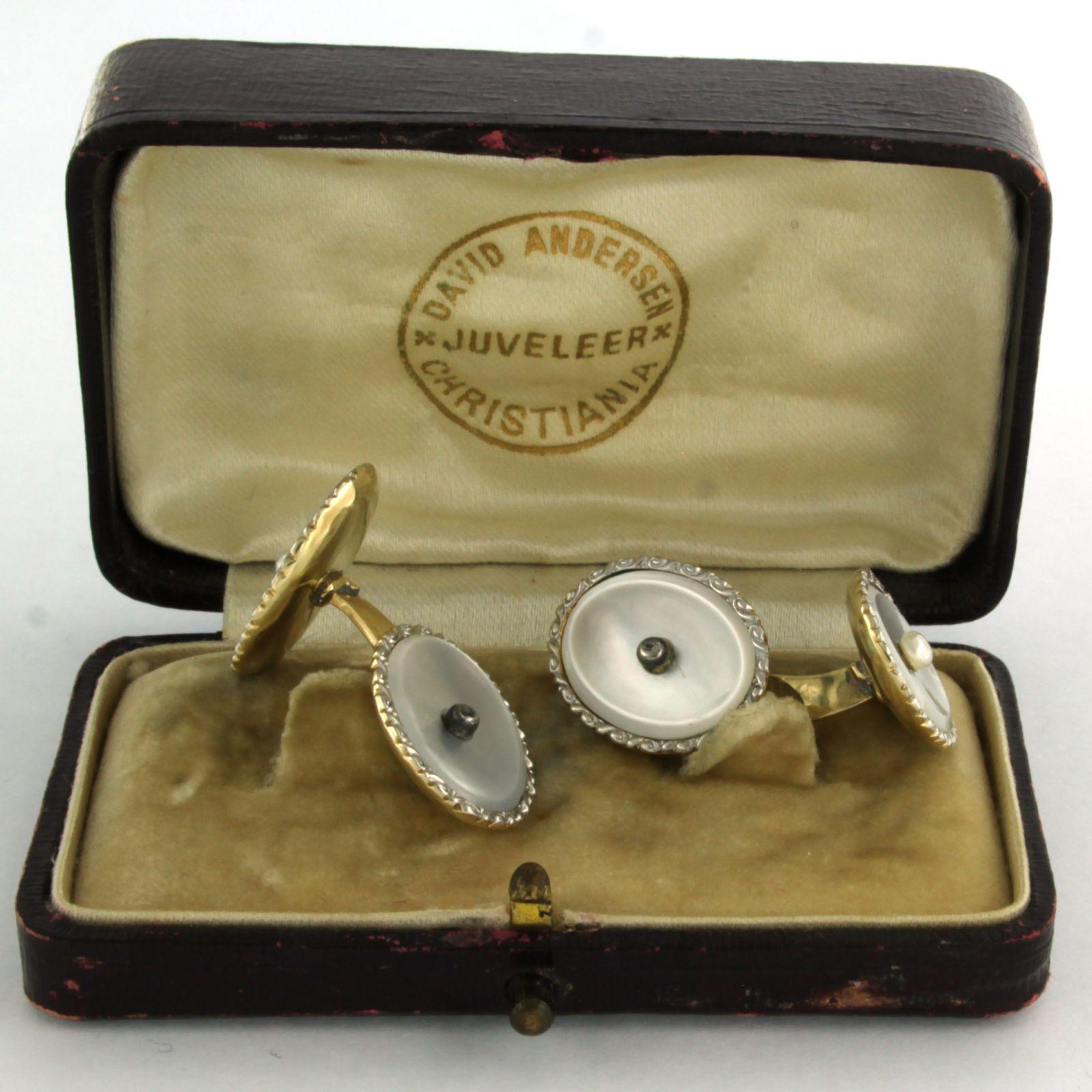 14k bicolour gold cufflinks set with mother of pearl and pearls – in case For Sale 1