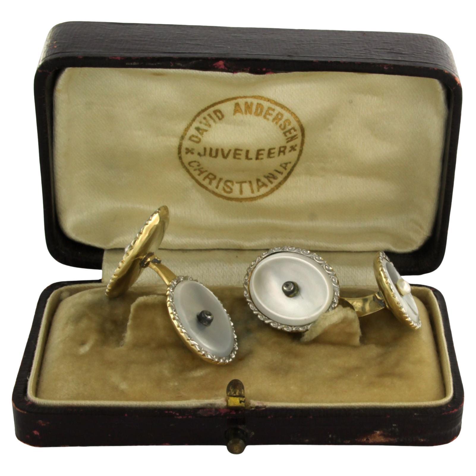 14k bicolour gold cufflinks set with mother of pearl and pearls – in case For Sale