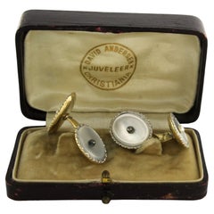 Retro 14k bicolour gold cufflinks set with mother of pearl and pearls – in case