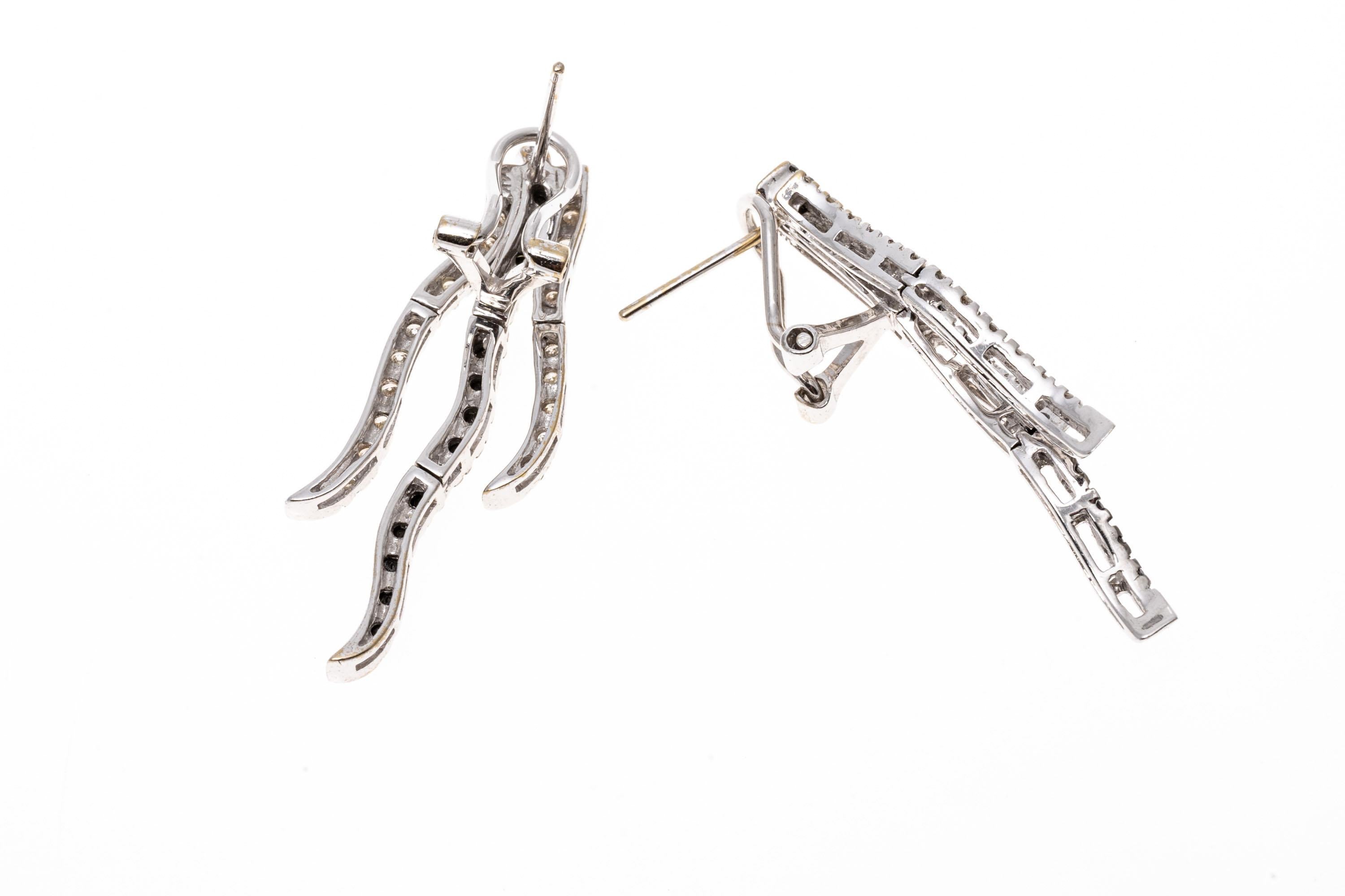 14K, Black and White Diamond Wave Drop Earrings In Good Condition For Sale In Southport, CT