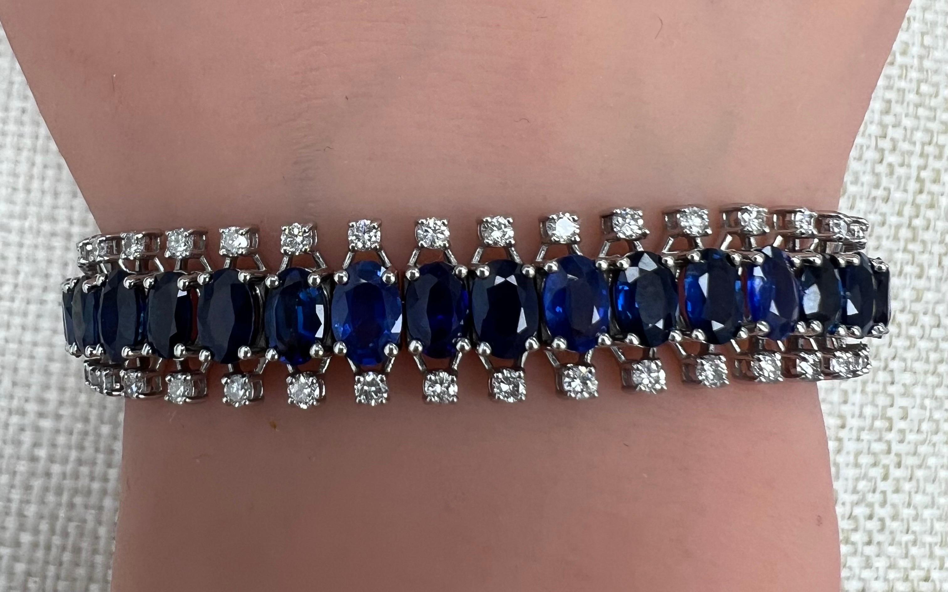 14K Armband mit 3,02 Karat natürlichen Diamanten und 26,78 Karat ovalen blauen Saphiren (Ovalschliff) im Angebot