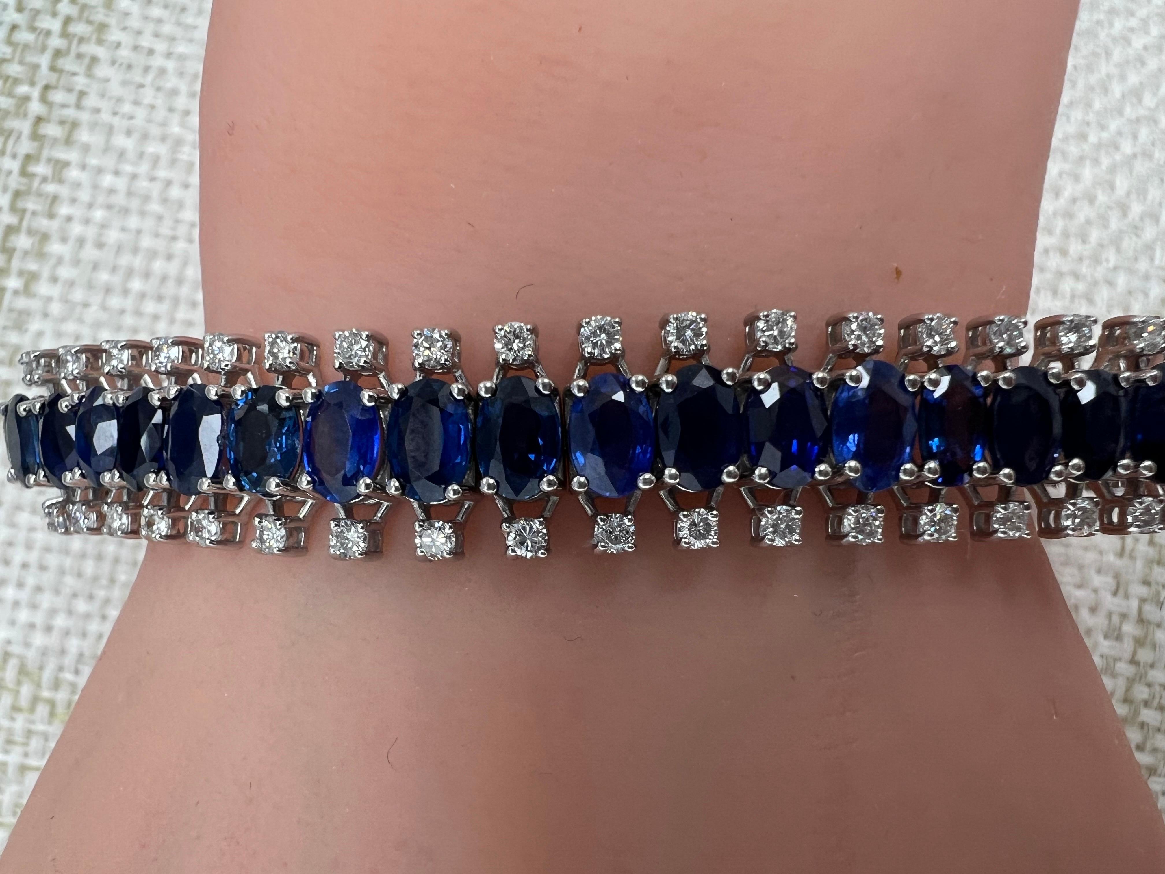 14K Bracelet with 3.02 CT of Natural Diamonds & 26.78 CT of Oval Blue Sapphires In New Condition For Sale In Great Neck, NY