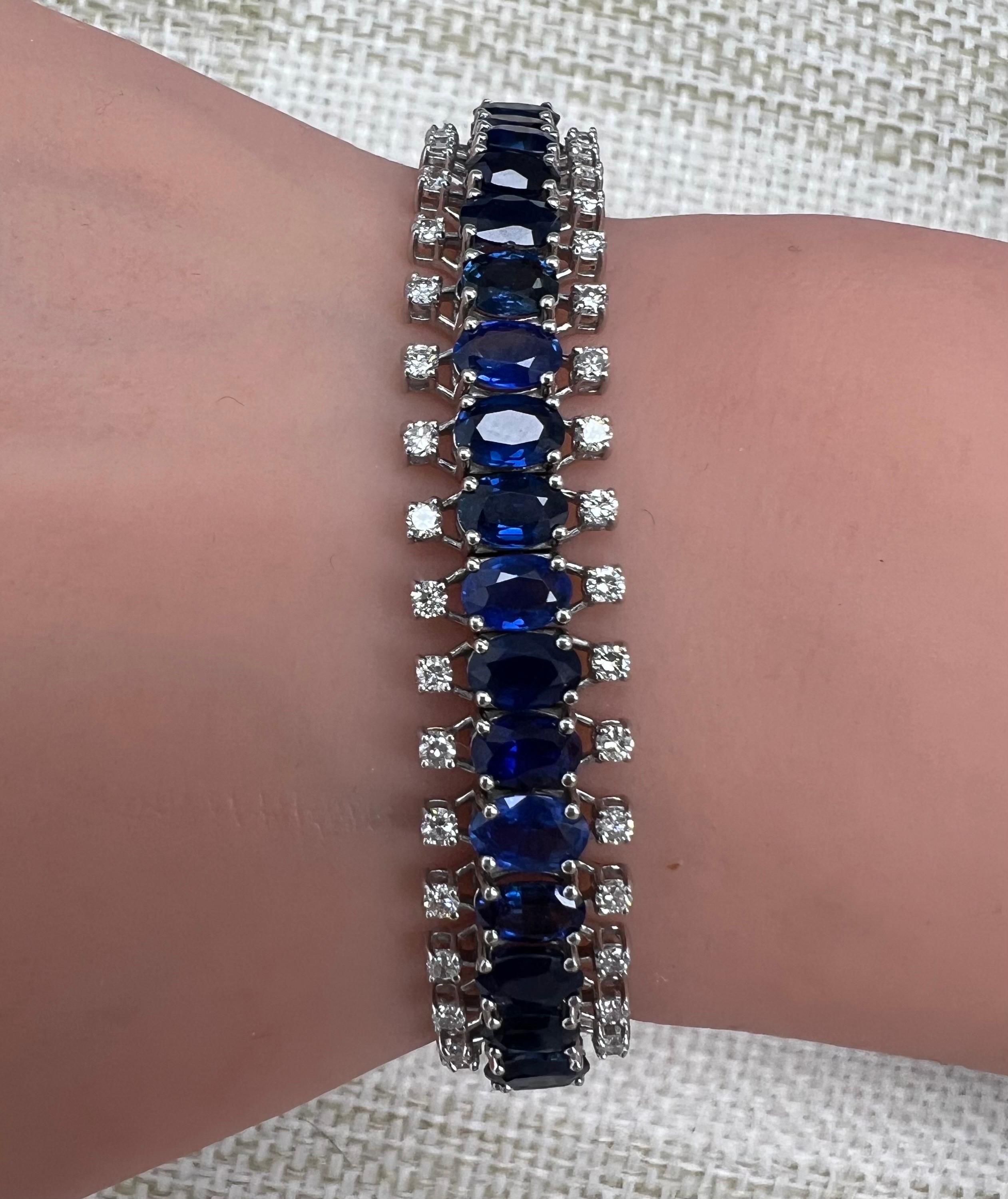14K Armband mit 3,02 Karat natürlichen Diamanten und 26,78 Karat ovalen blauen Saphiren Damen im Angebot