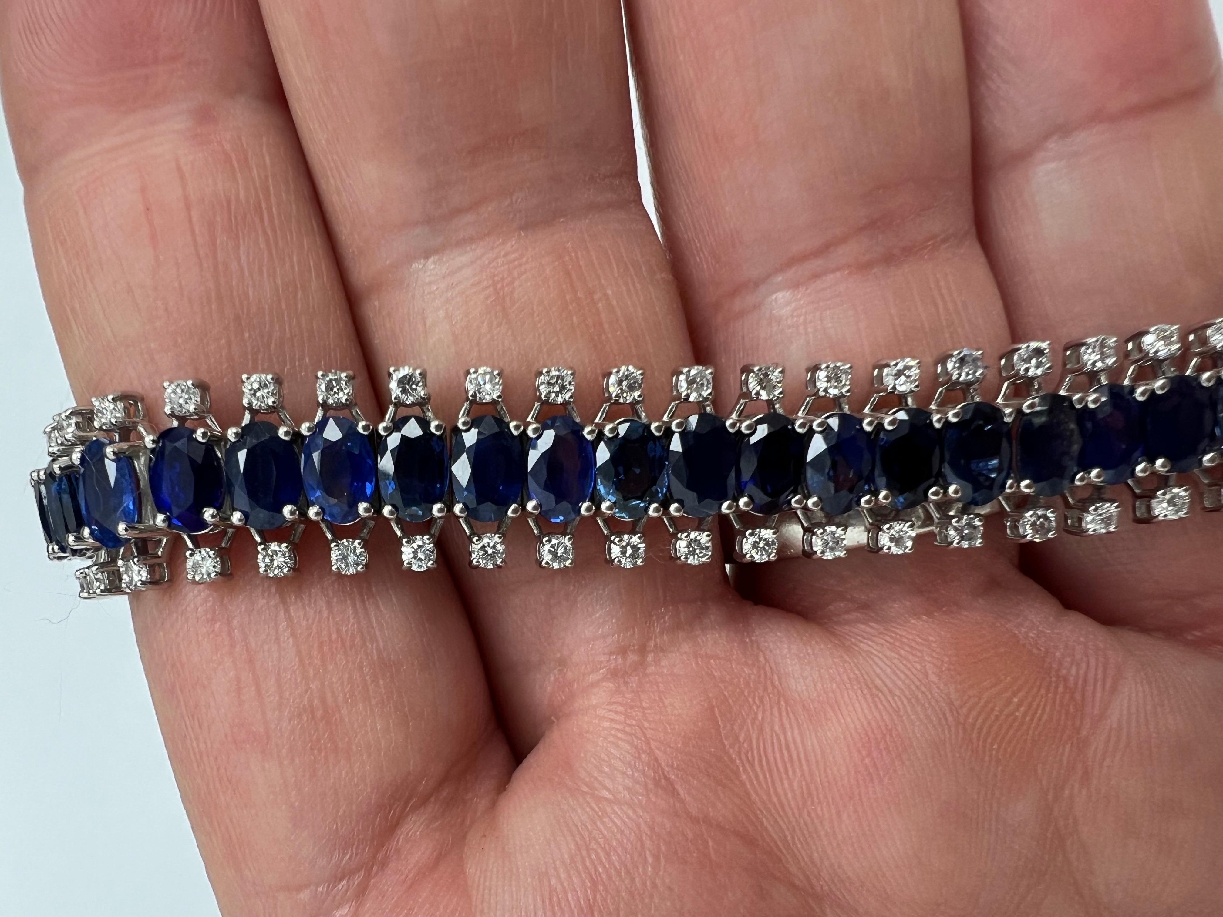14K Armband mit 3,02 Karat natürlichen Diamanten und 26,78 Karat ovalen blauen Saphiren im Angebot 3