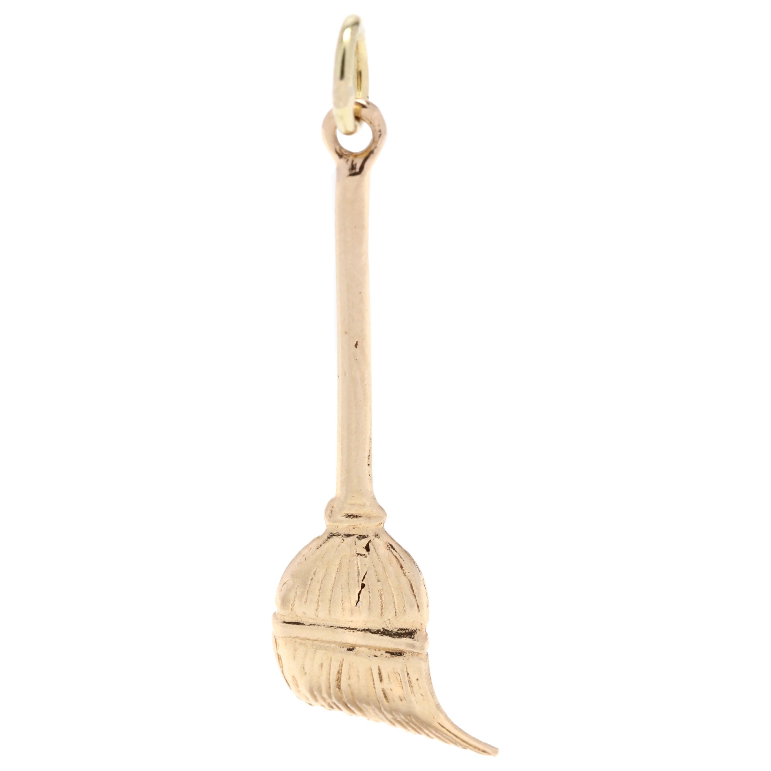14K Broom Charm