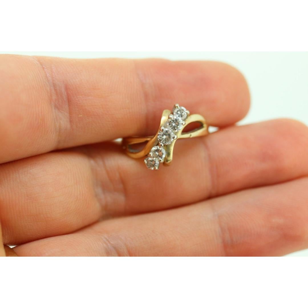 14K Bypass-Diamantring. Gesamt 0,48 ctw Diamantwelle. Gestapelt. Toi et moi Band. im Zustand „Gut“ im Angebot in Port Charlotte, FL