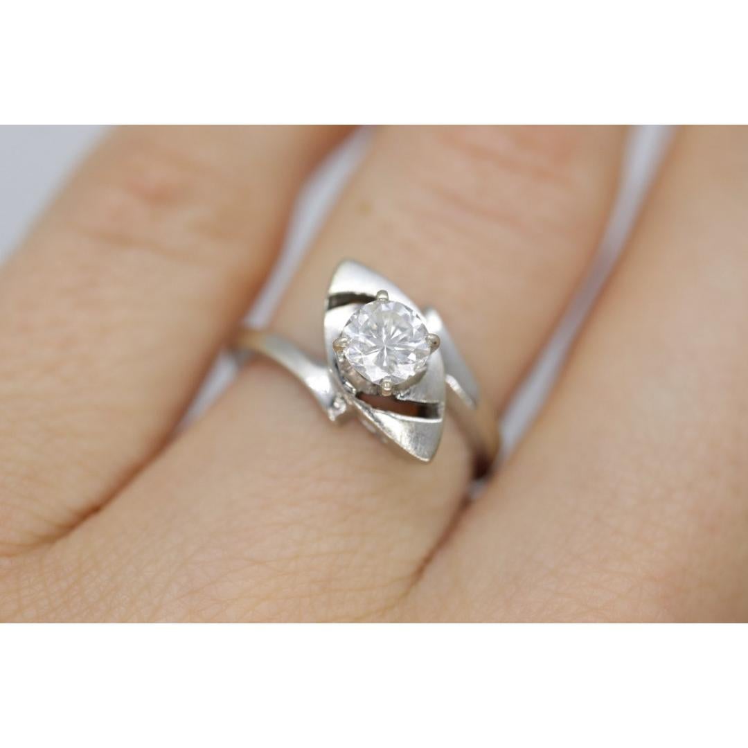 14K Bypass-Diamant Solitär-Ring. Gesamt 0,48 Karat Diamant Solitär. Gestapelt. (Rundschliff) im Angebot