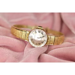 14k CARTIER x MOVADO mechanical watch. 14k Ladies Wristwatch.