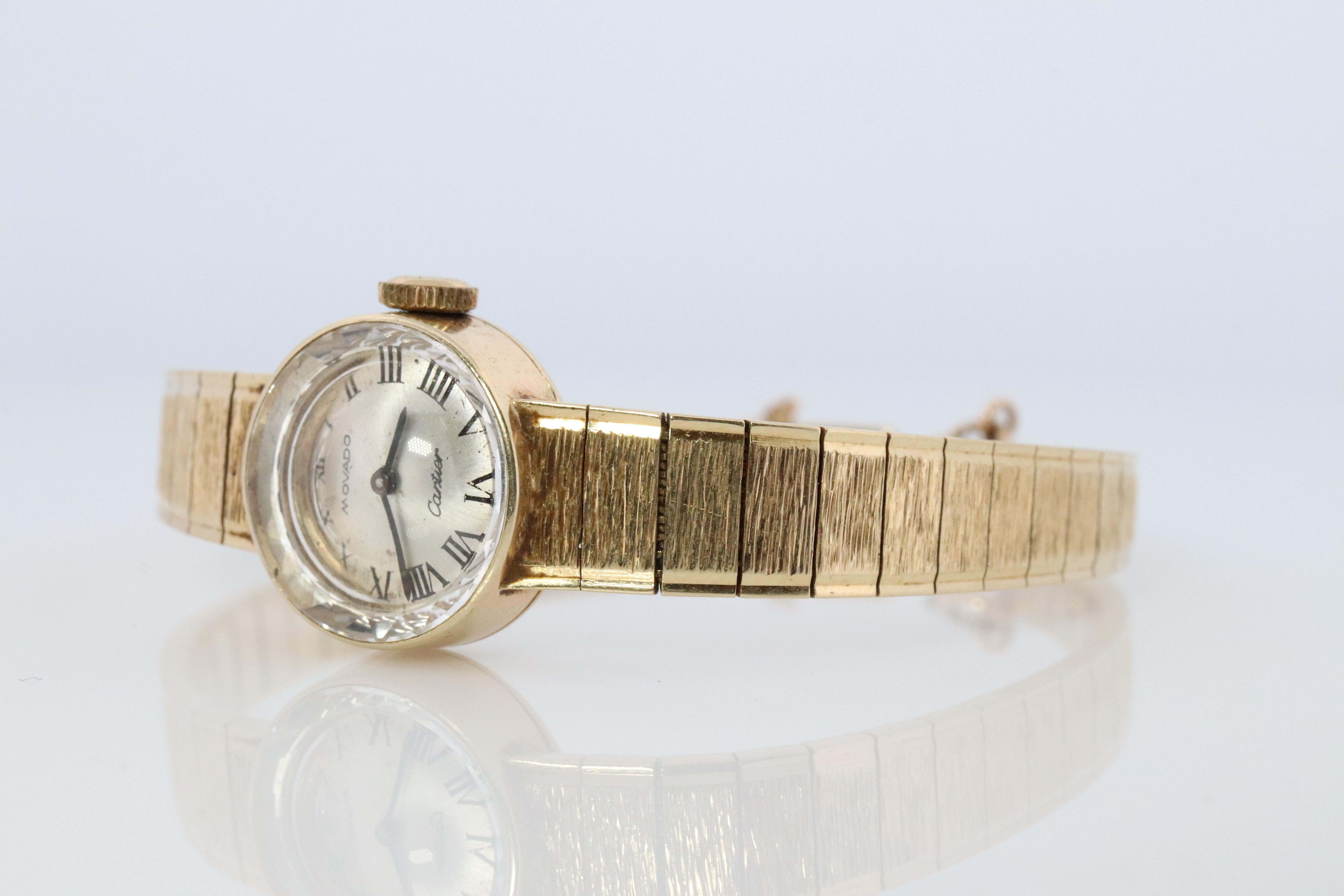 Montre mécanique 14k CARTIER x Movado. Montre Cartier pour dames, 14k YG. Bon état - En vente à Port Charlotte, FL