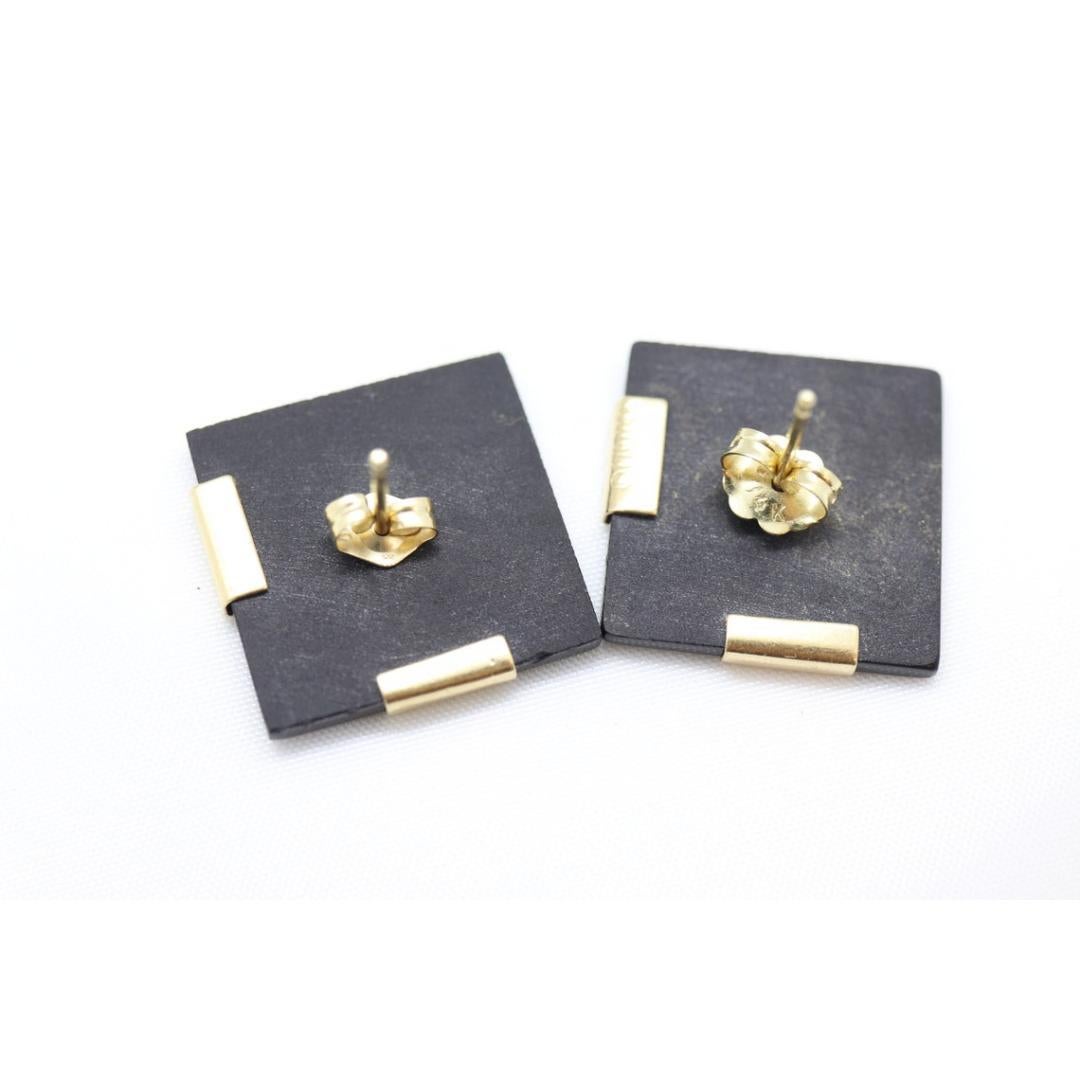 14k Carved Onyx Square Earrings. 14k Peter Brams Carved Gemstone Stud PBD 2