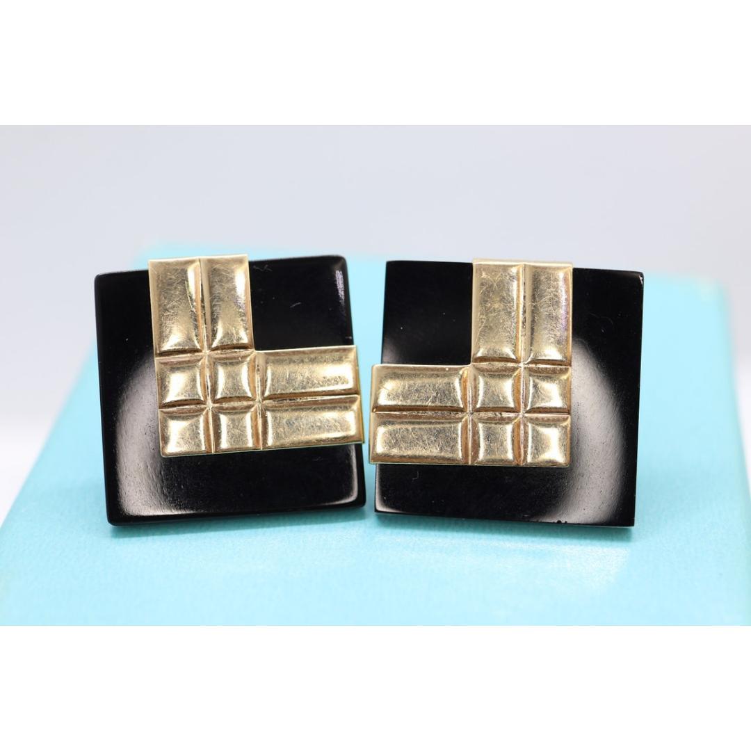 14k Carved Onyx Square Earrings. 14k Peter Brams Carved Gemstone Stud PBD 4