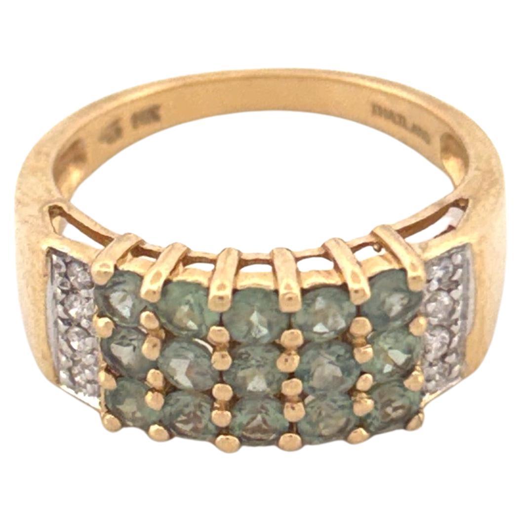 Anillo de oro amarillo de 14 quilates con crisoprasa y diamantes, finales del siglo XX en venta