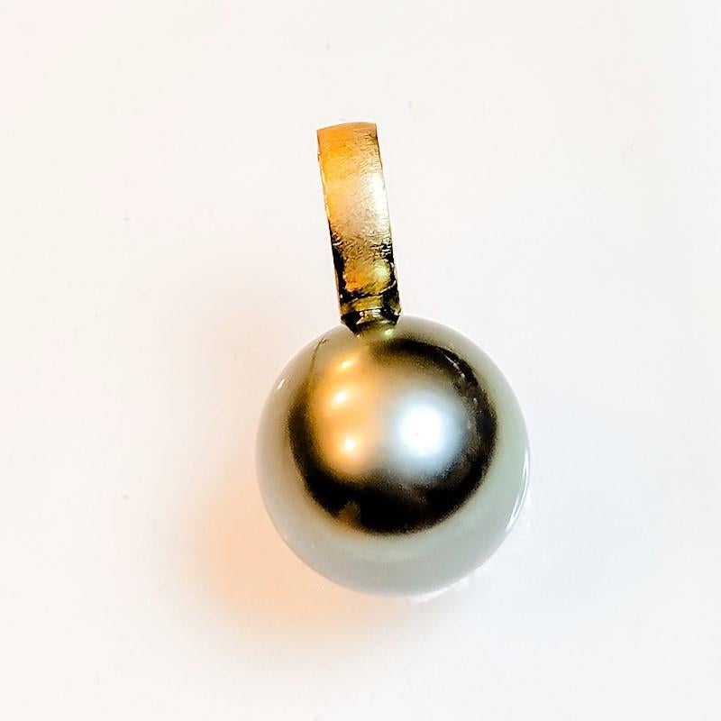 Pendentif en forme de spirale cirrus en or 14 carats avec perle de Tahiti Pour femmes en vente