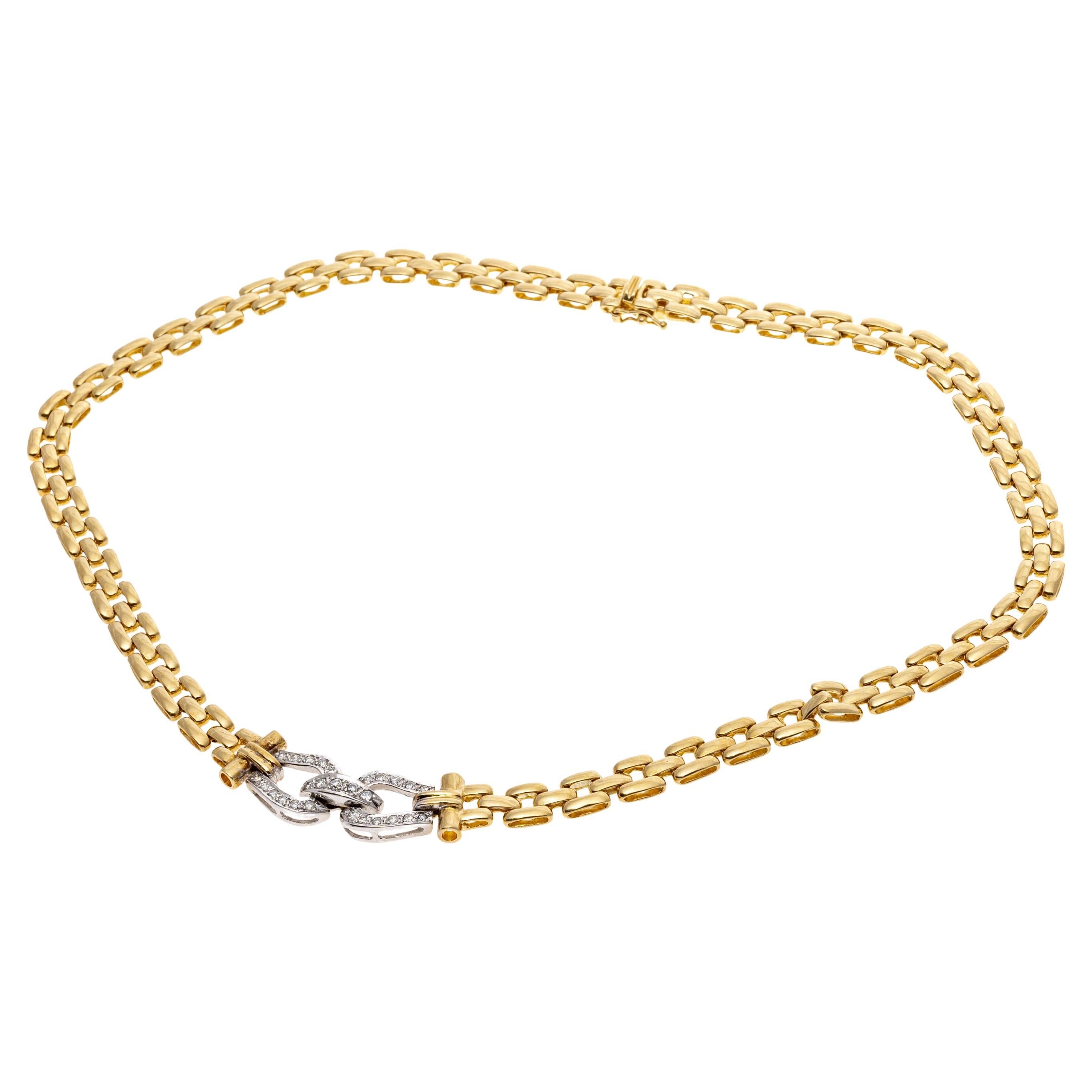 Collana classica a tre file di pantere in 14k con staffe di diamanti, App. 0,40 tcw