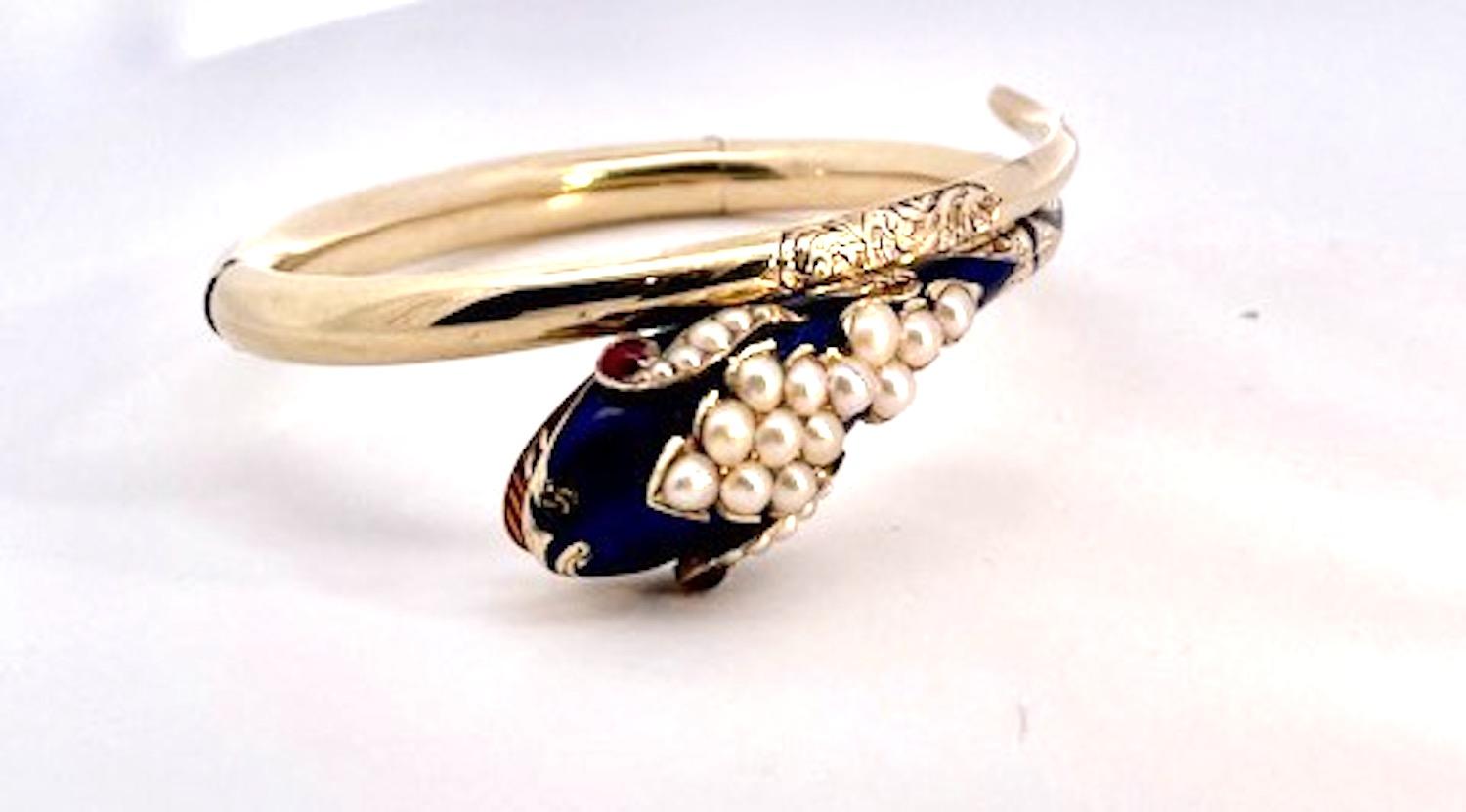 Bracelet serpent en émail bleu cobalt 14 carats avec perles en vente 3