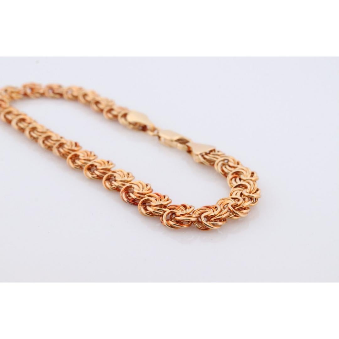 Bracelet 14k Coil Weave. Bracelet de chaîne à maillons ronds en or jaune avec nœud d'amour. en vente 5