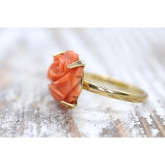 14k Coral Carved Pink Cabochon ring.14k CARVED Rose flower Peach Coral solitaire