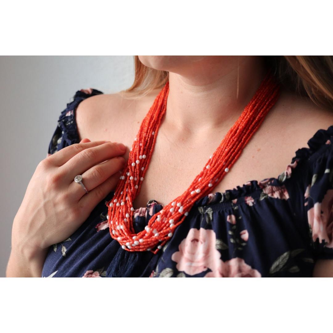 14k Koralle Perlen Perlenkette Halskette. Multi-Strand Liquid Coral Perlen. Hohe Qualität im Angebot 5