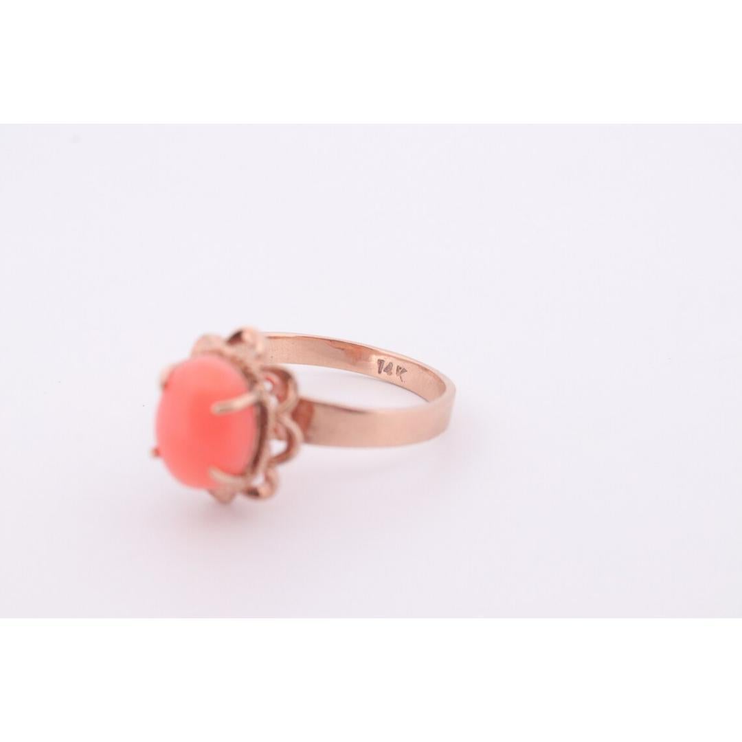 14k Coral Pink Cabochon ring. 14k yellow gold prong set angel skin salmon light For Sale 1