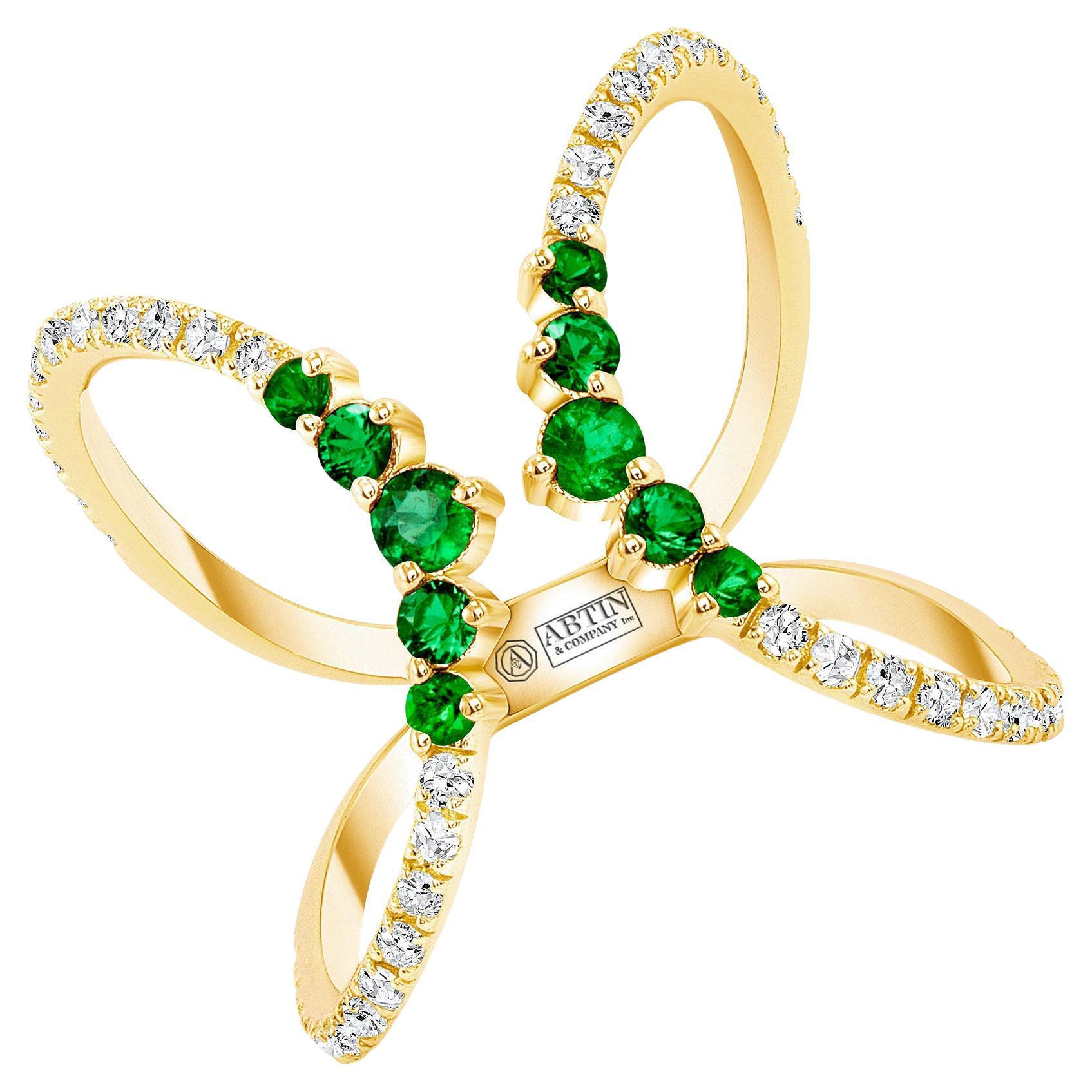 14K Diamond and Emerald Double Open Circle Ring Band For Sale