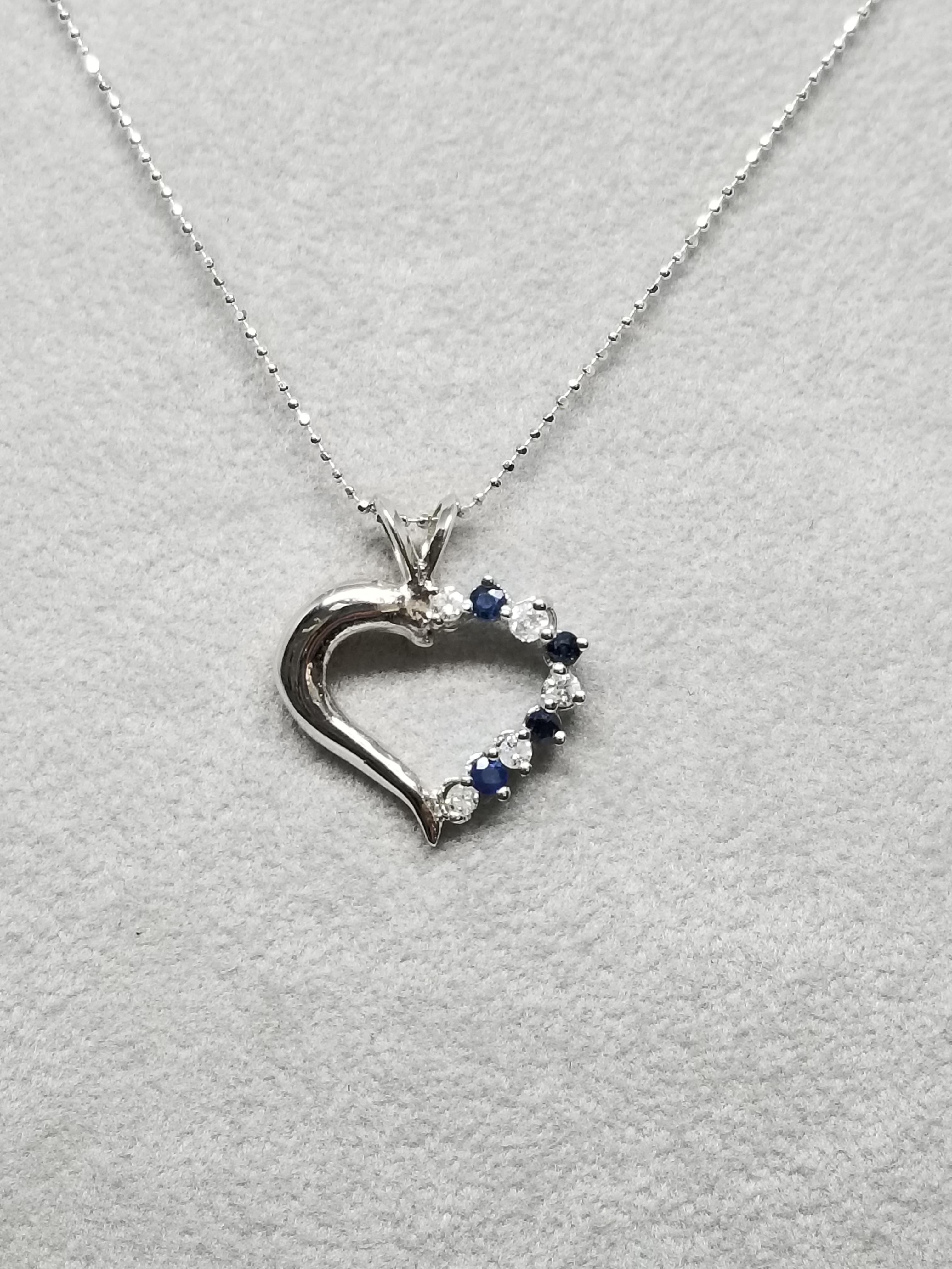 14 Karat Diamond and Sapphire Heart For Sale 1