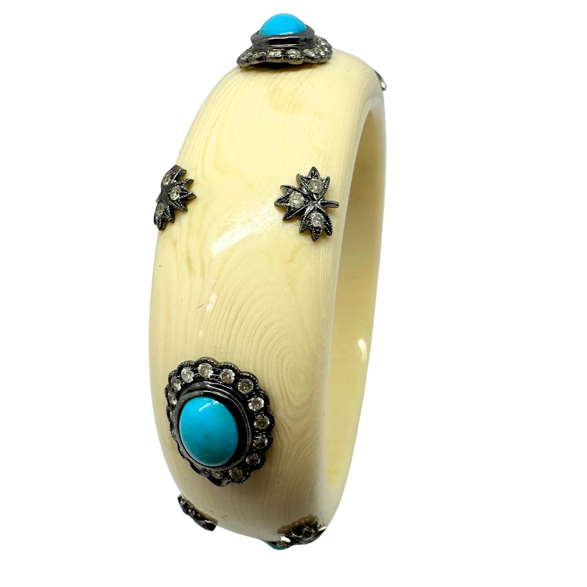 14k Diamond and Turquoise Lucite Bracelet For Sale 2