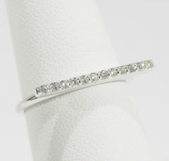 14 Karat Diamond Bar Ring White Gold 0.20 Carat