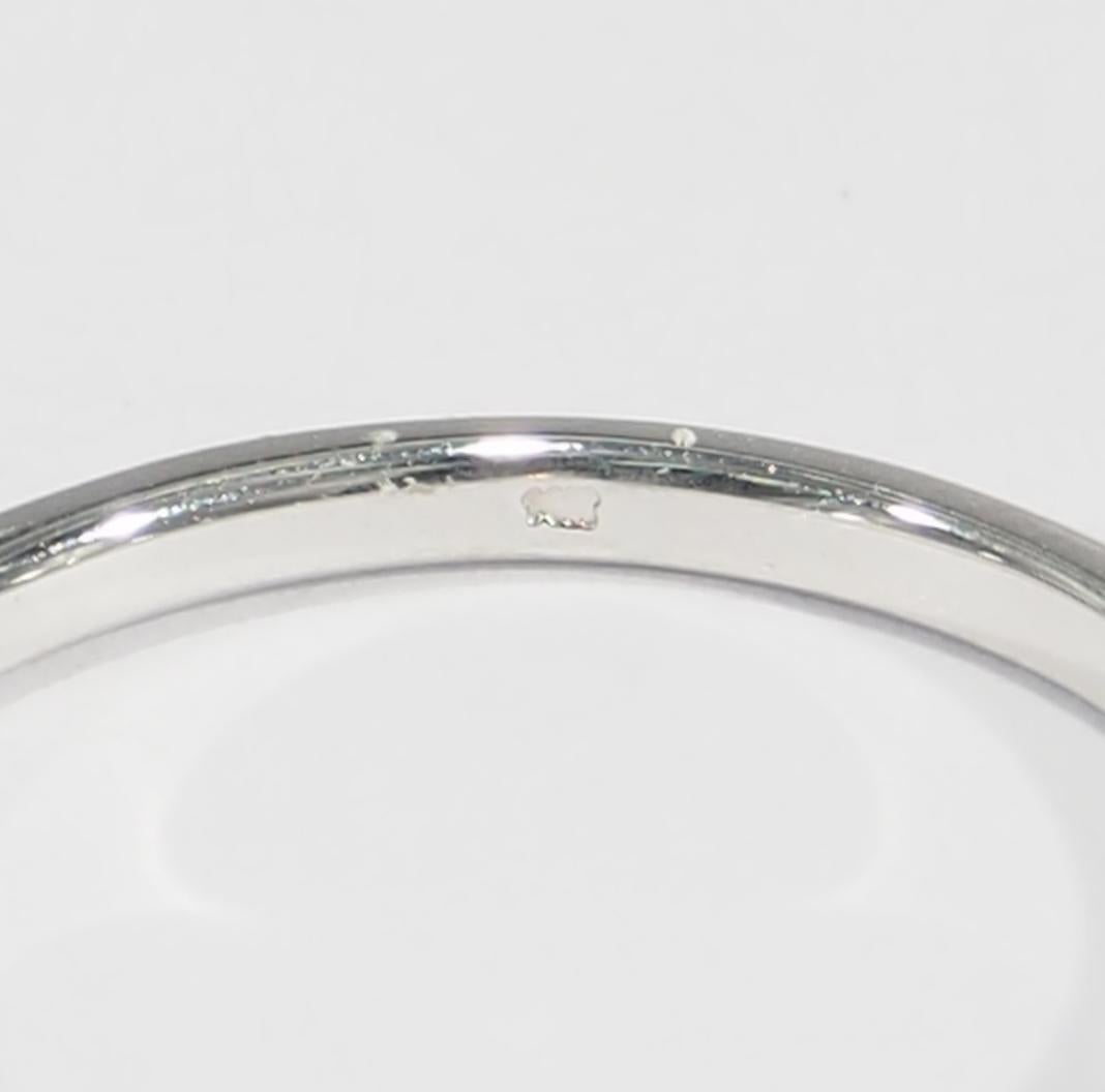Women's or Men's 14 Karat Diamond Bar Ring White Gold 0.20 Carat For Sale