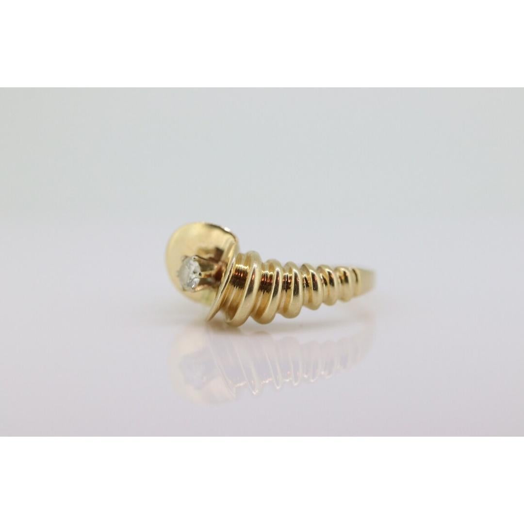 14K Diamond Bypass ring. Lobster Tail Sfogliatella Croissant Pastry Ring. Toi et For Sale 2