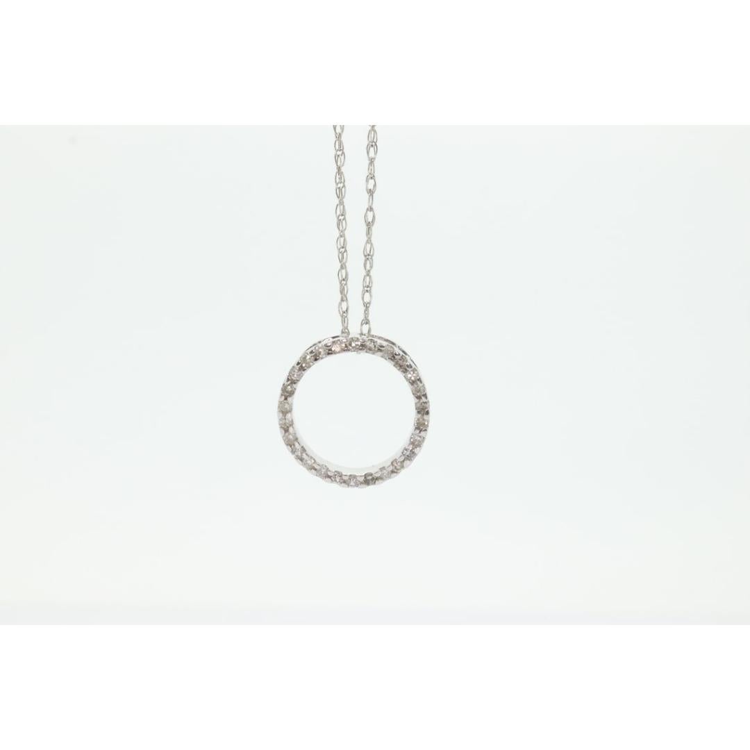 Vintage
MATERIAL : Or

Pierre précieuse : Diamant

Pendentif magnifique et significatif. Pendentif Cercle de vie ou Pendentif éternel en diamant. Pendentif entièrement serti de diamants étincelants. C'est un excellent cadeau pour quelqu'un.

Détails